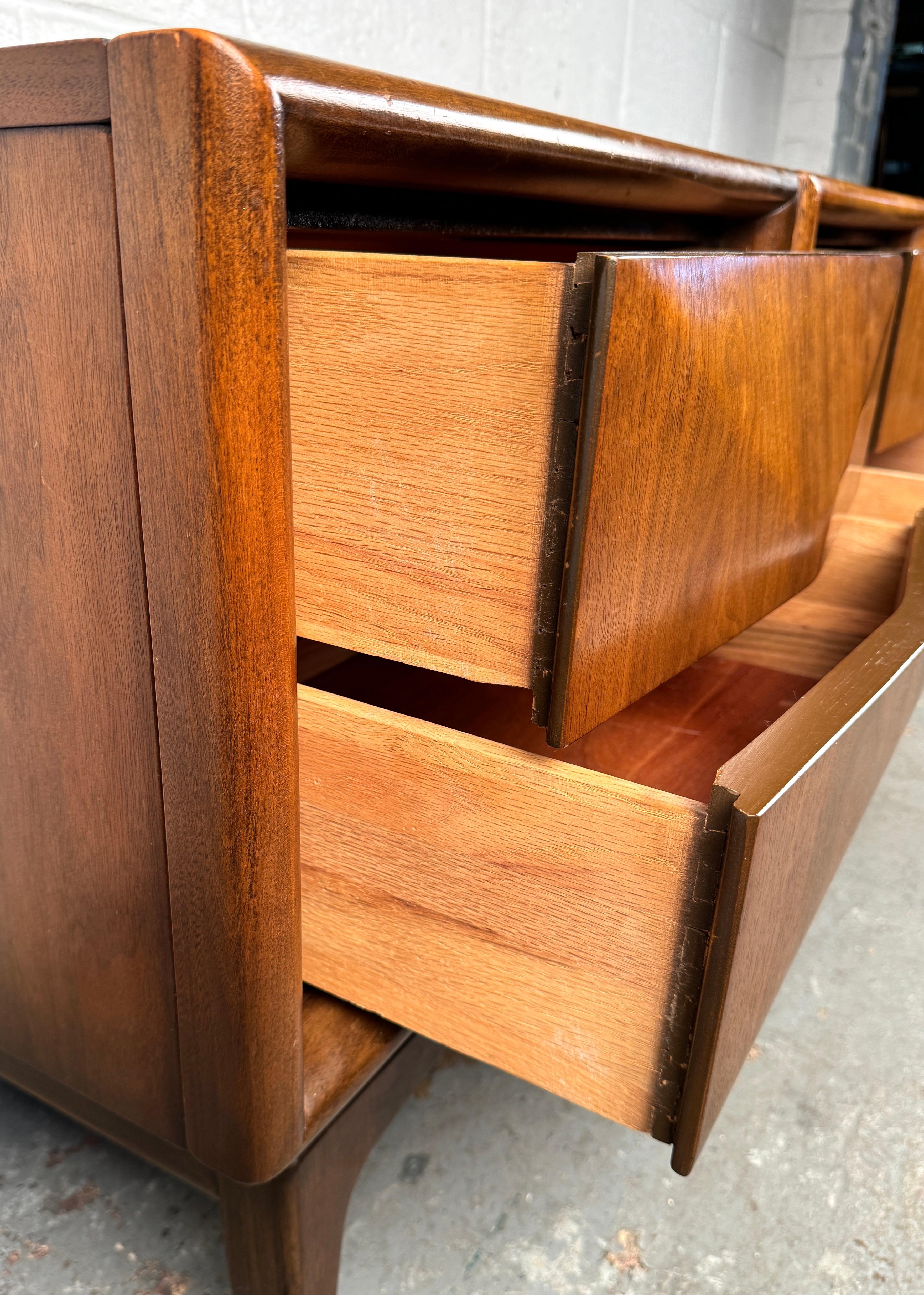 Unique Mid-Century Diamond Front Nightstands For Sale 3