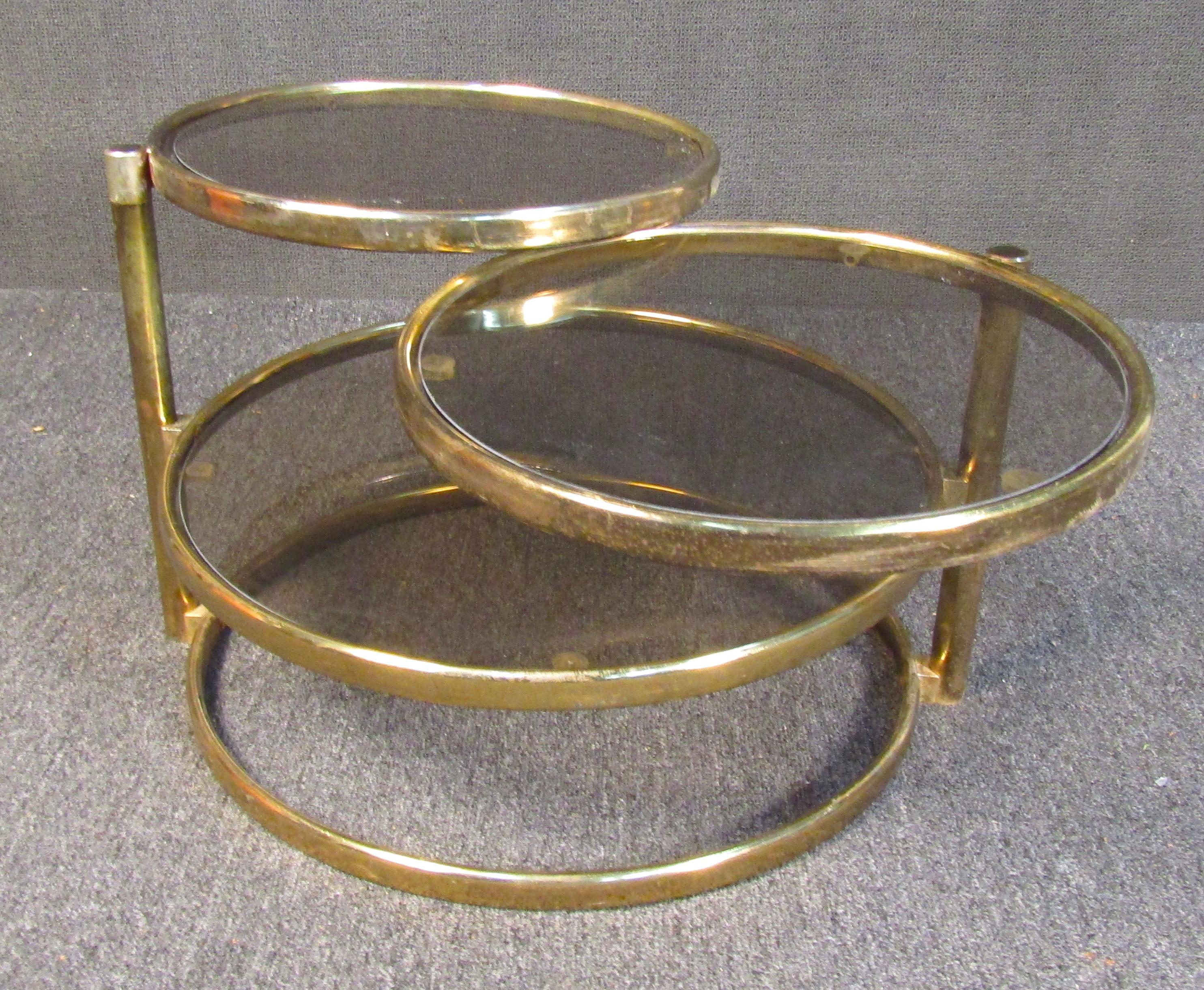Unique Mid-Century Modern Adjustable Brass Hoop Table For Sale 2
