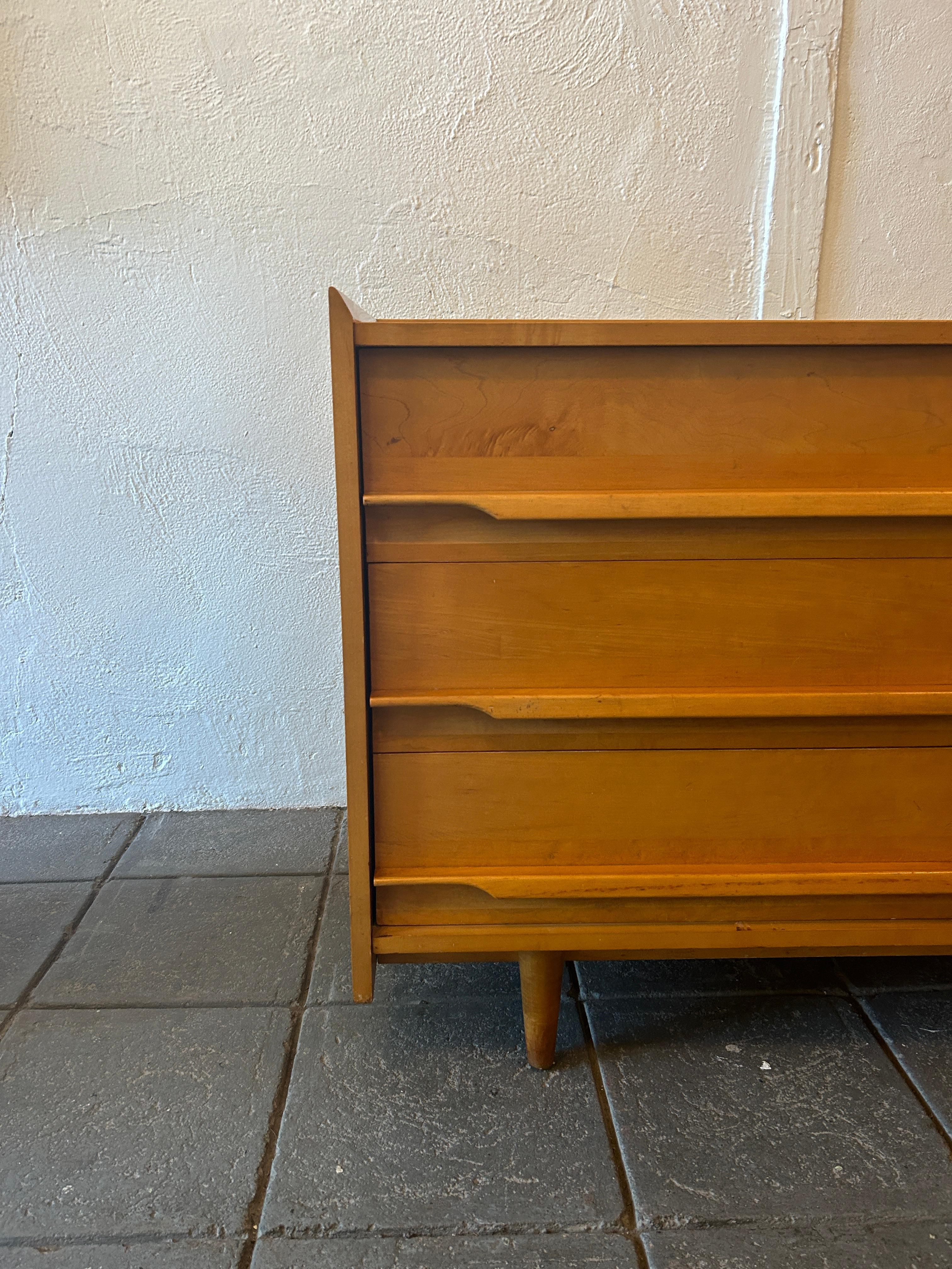 Mid-20th Century Unique Mid-Century Modern American Maple 6 Drawer Dresser Credenza by Crawford For Sale