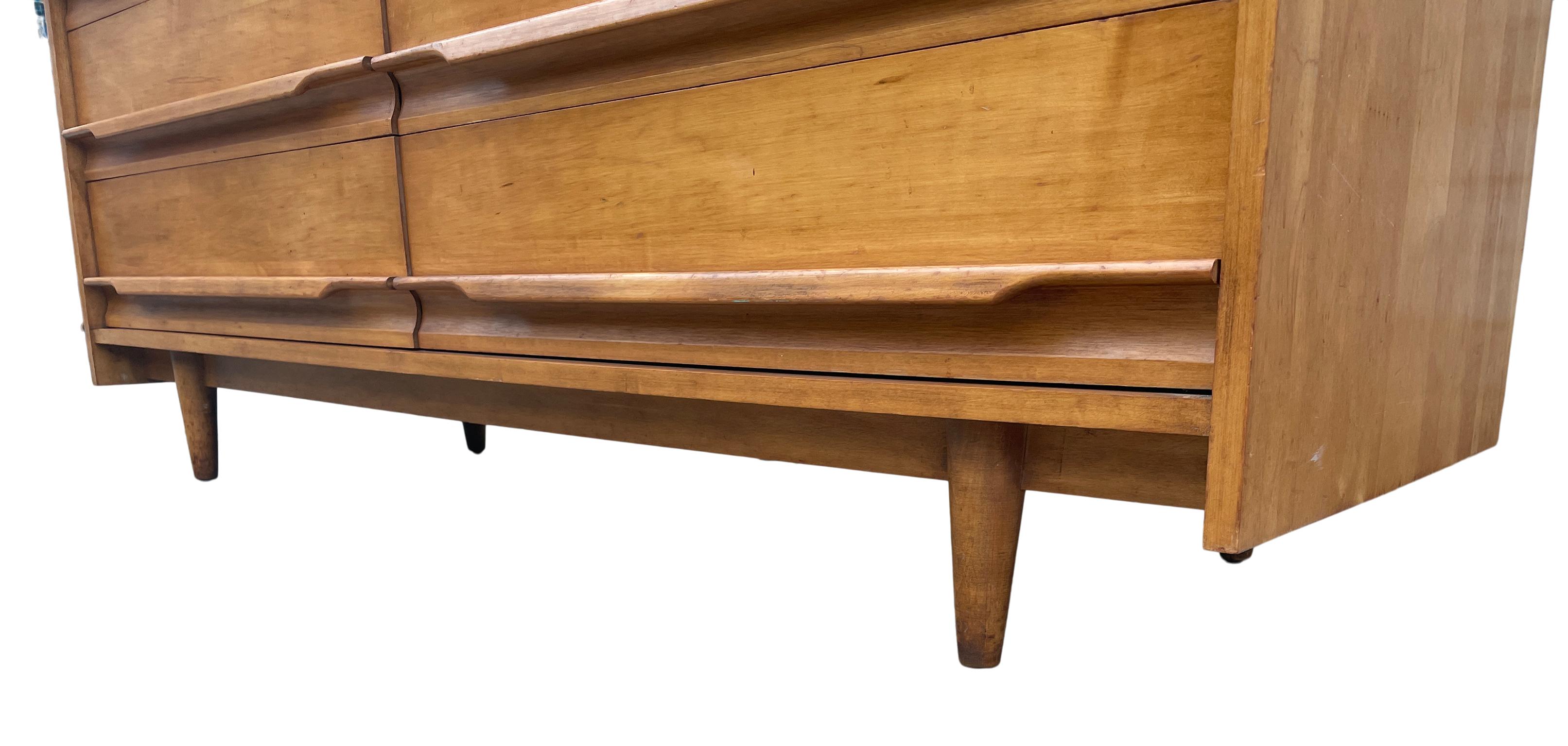 Unique Mid-Century Modern American Maple 9 Drawer Dresser Credenza by Crawford 8
