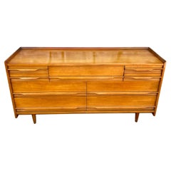 Unique Mid-Century Modern American Maple 9 Drawer Dresser Credenza by Crawford