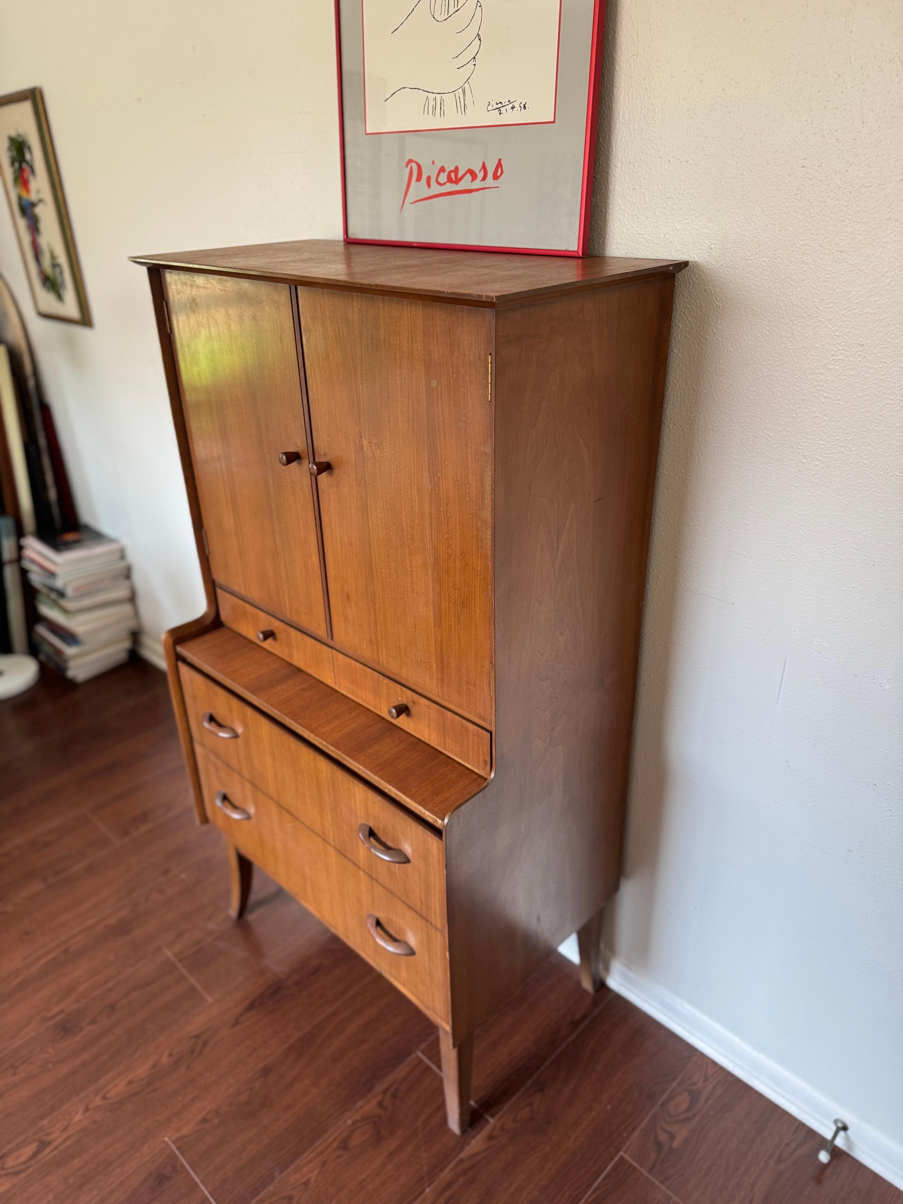 Unique mid century modern bar cabinet by Wrighton, circa 1960s For Sale 3