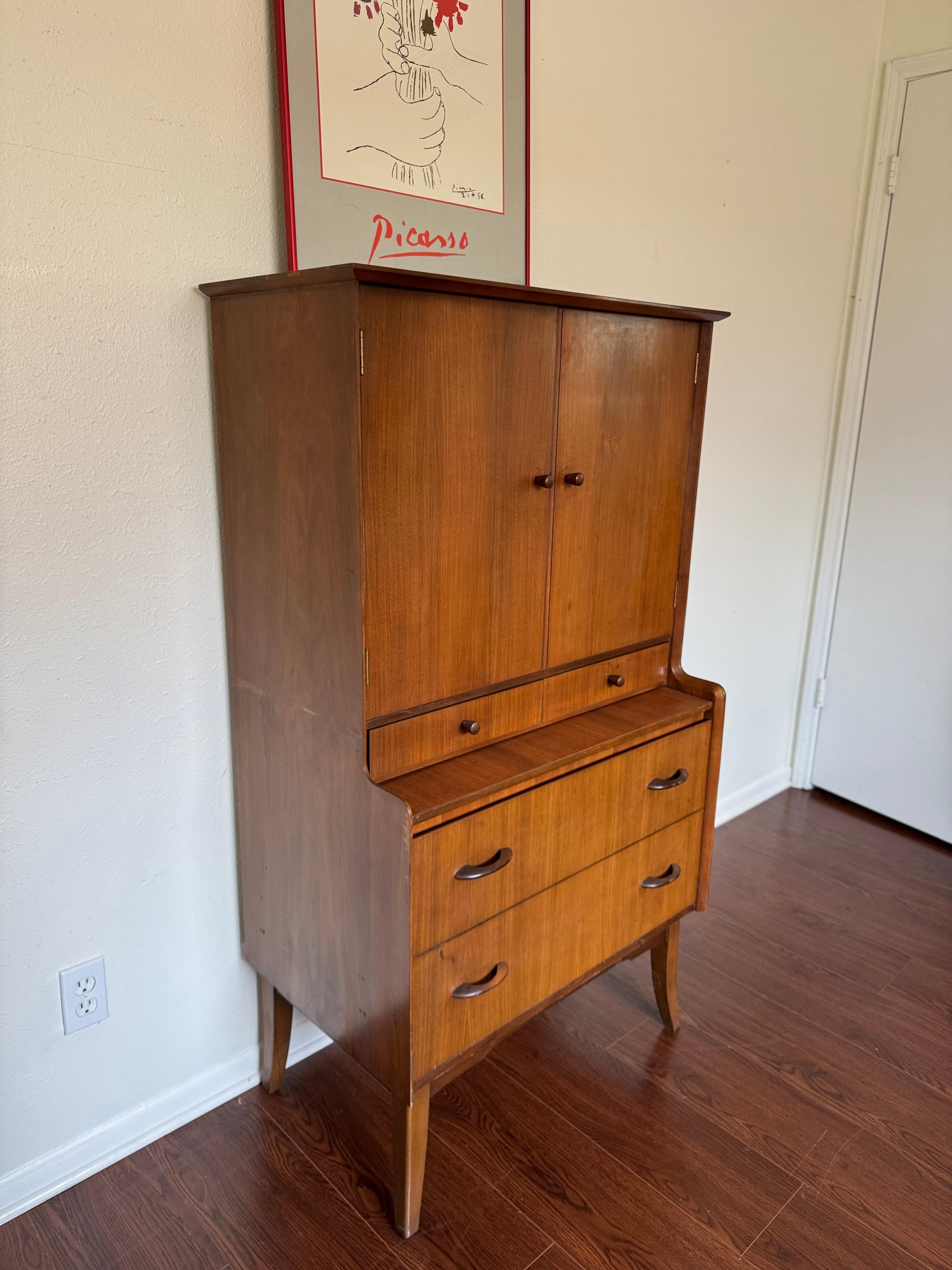 Unique mid century modern bar cabinet by Wrighton, circa 1960s For Sale 2