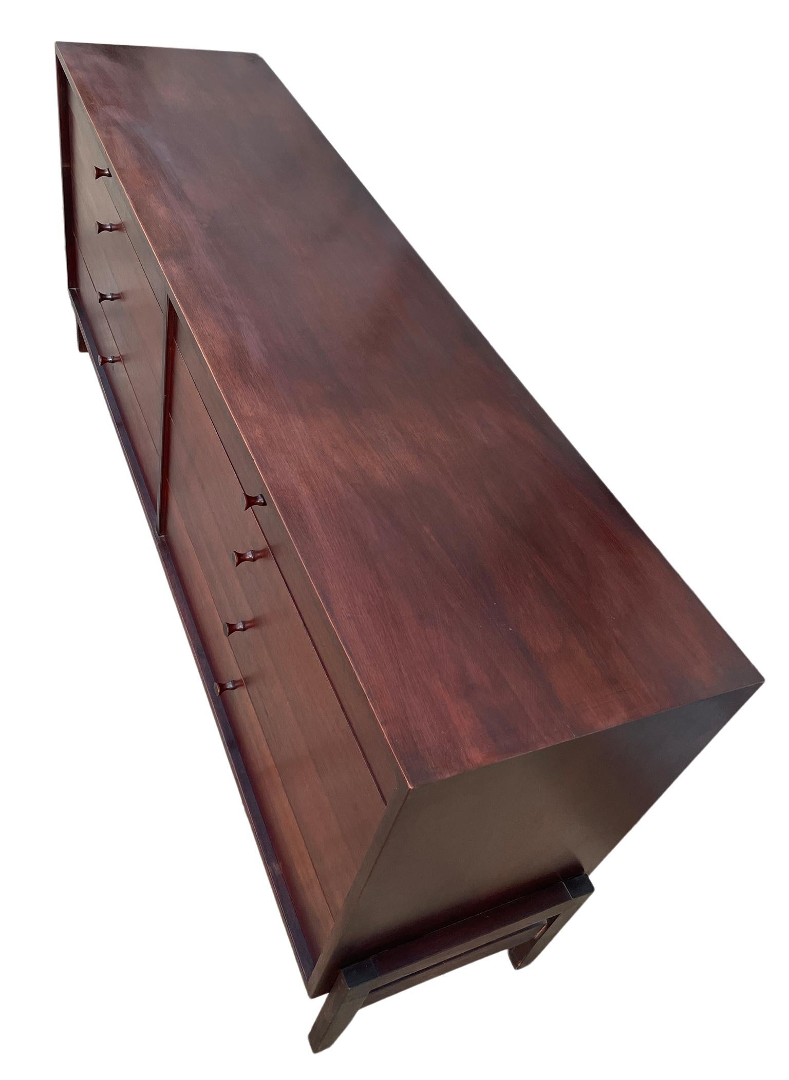 Unique Mid-Century Modern Long Walnut 8-Drawer Dresser Credenza by Calvin 3