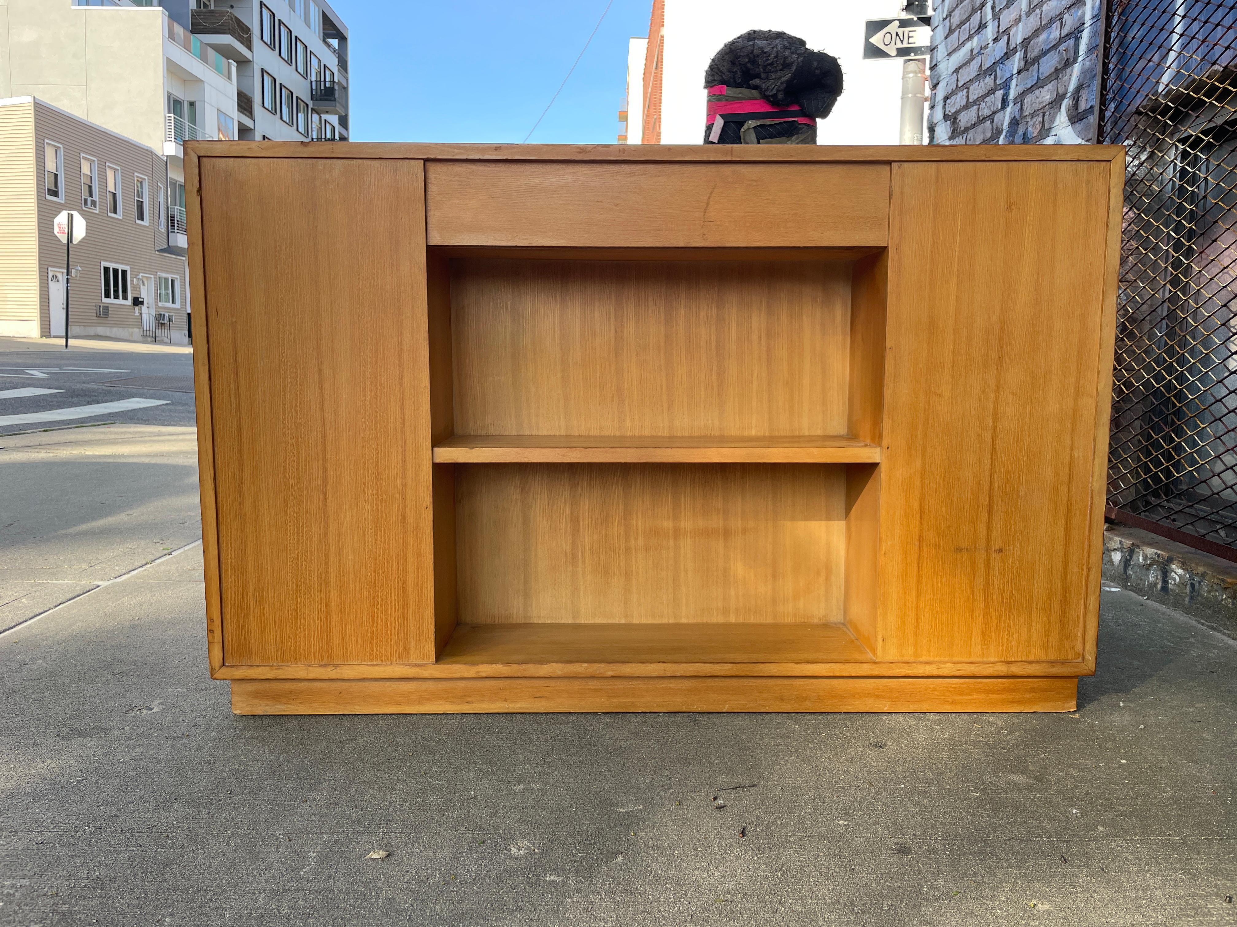 Unique Mid-Century Modern Maple 9 Drawer Desk by Drexel For Sale 3
