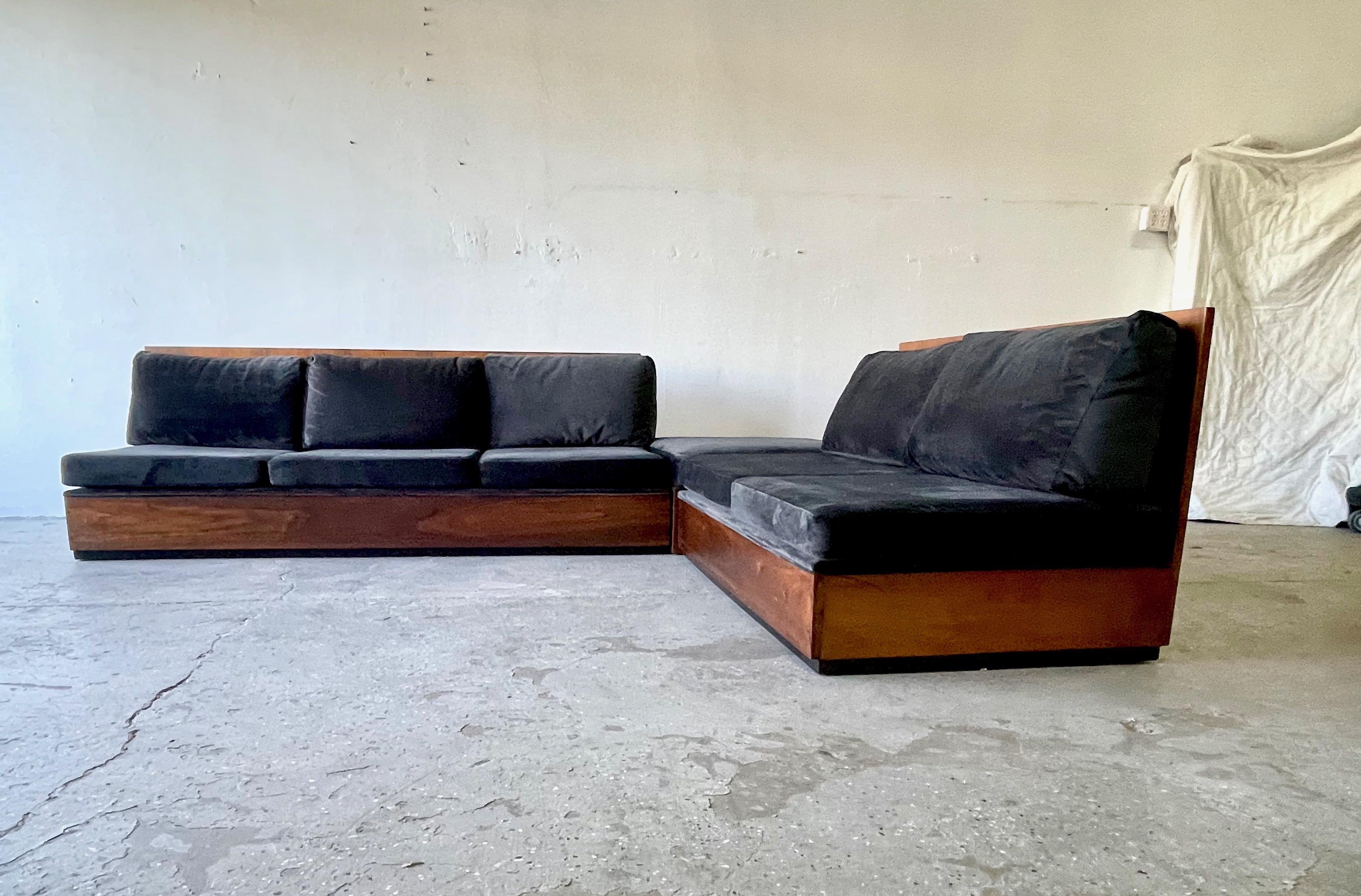 American Unique Mid Century Modern Milo Baughman Era Four Piece Sectional Sofa Set