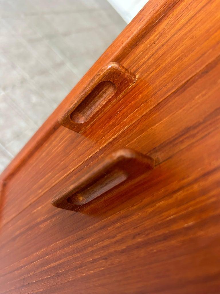 Betulla Piccolo comò a 4 cassetti in teak di Hans Wegner, unico nel suo genere. in vendita