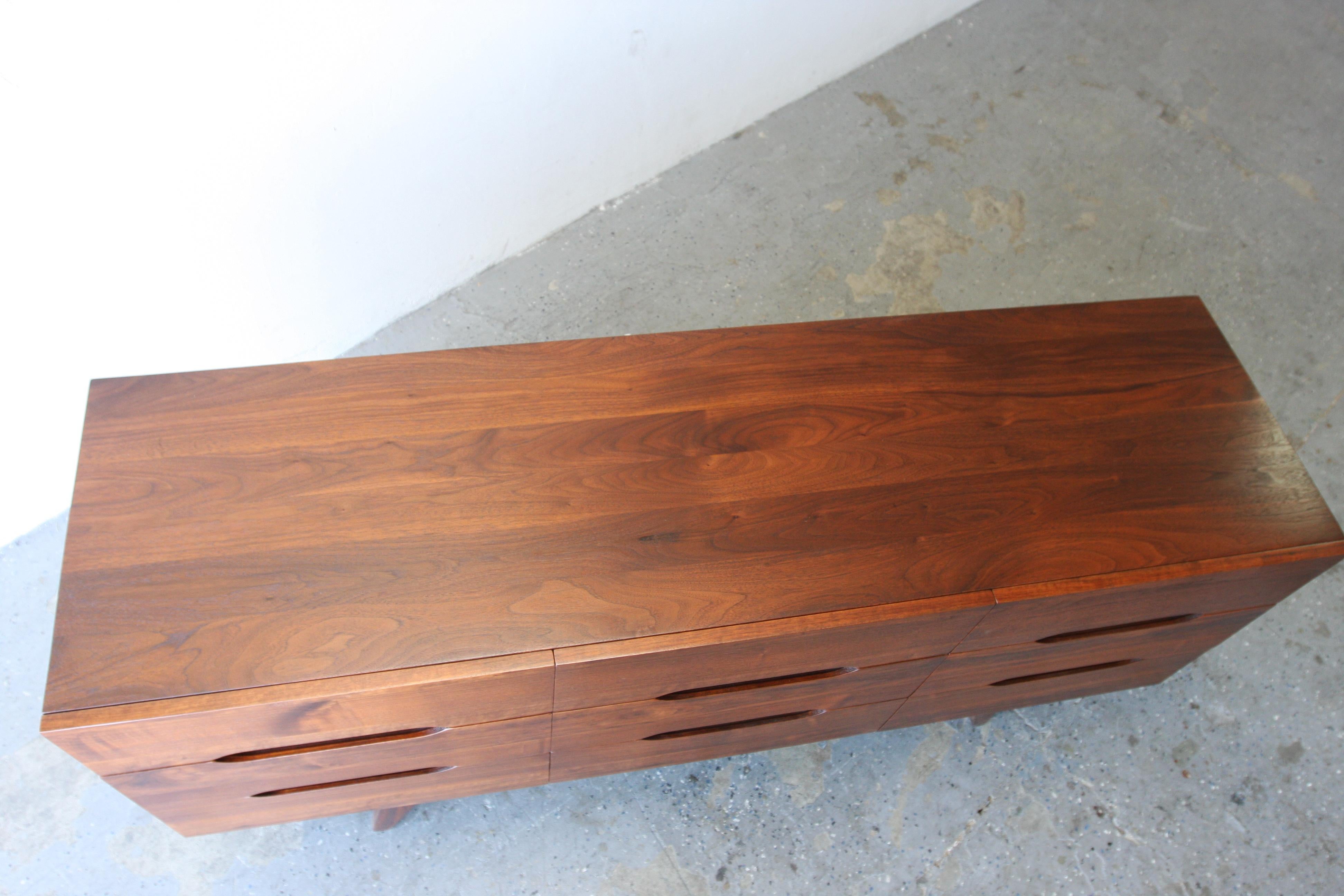 Unique Mid-Century Modern Solid Walnut Dresser/Credenza in Style of Arne Vodder For Sale 2