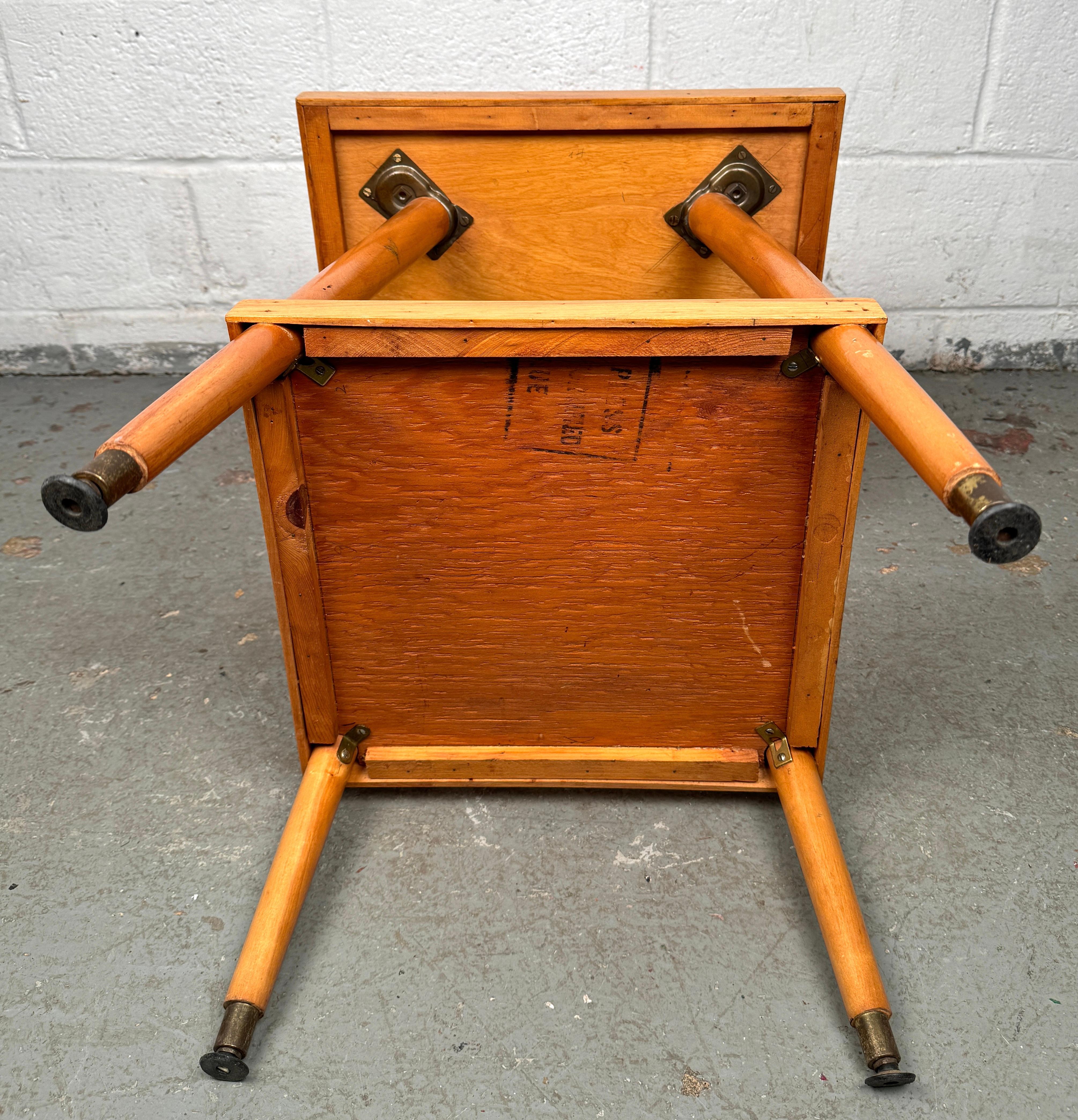 Unique Mid-Century Parquet Maple Side Table im Angebot 10