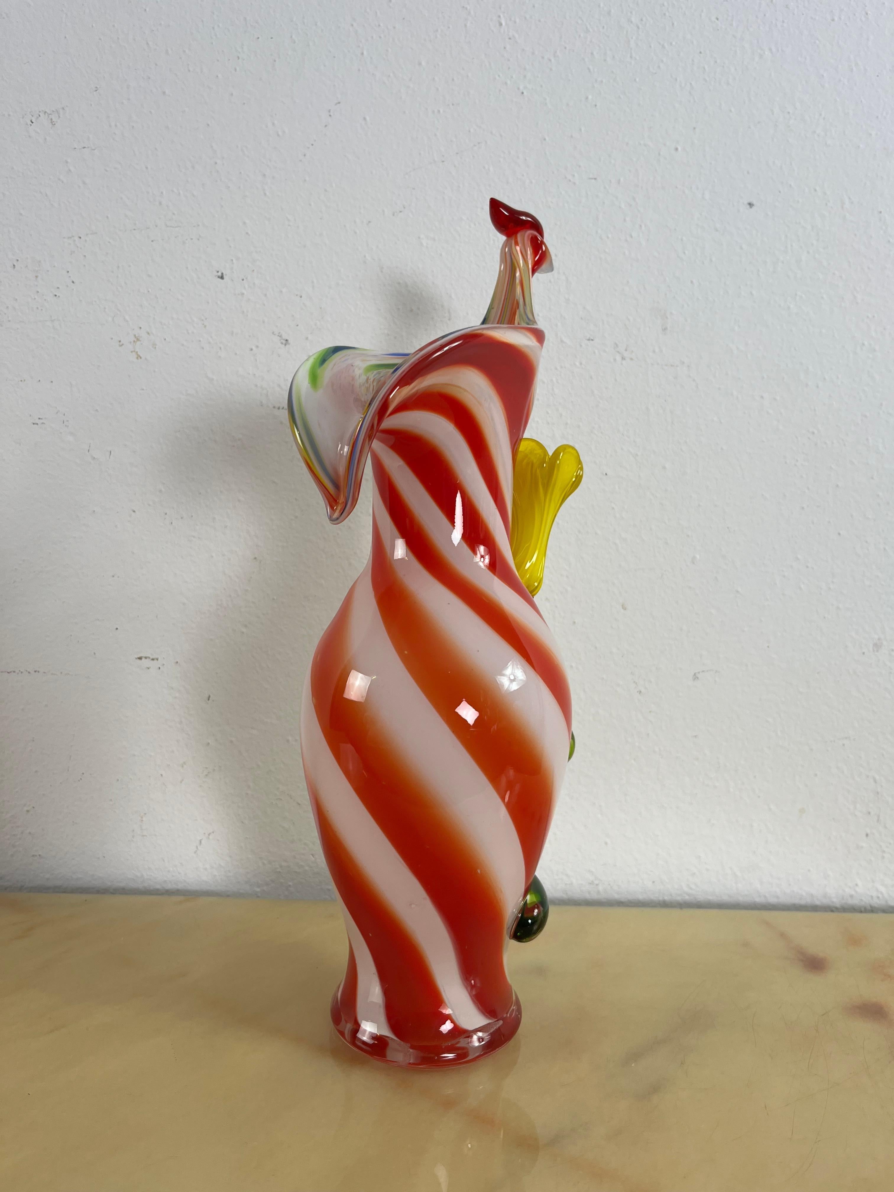 Einzigartige Vase aus polychromem Murano-Glas mit Hahn und Blumen aus der Mitte des Jahrhunderts, 1950er Jahre (Italienisch) im Angebot