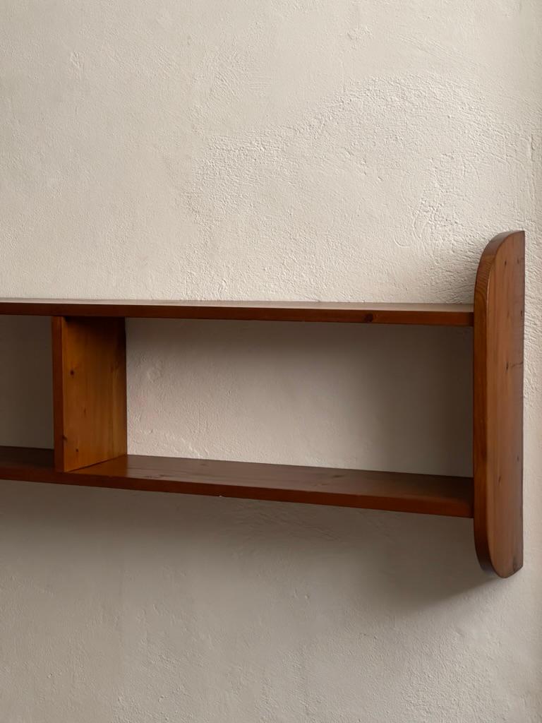 Unique Midcentury Scandinavian Cabinetmaker Shelf in Rich Patinated Pine Wood  For Sale 1