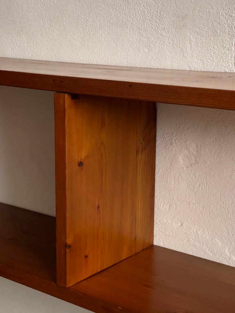 Unique Midcentury Scandinavian Cabinetmaker Shelf in Rich Patinated Pine Wood  For Sale 2