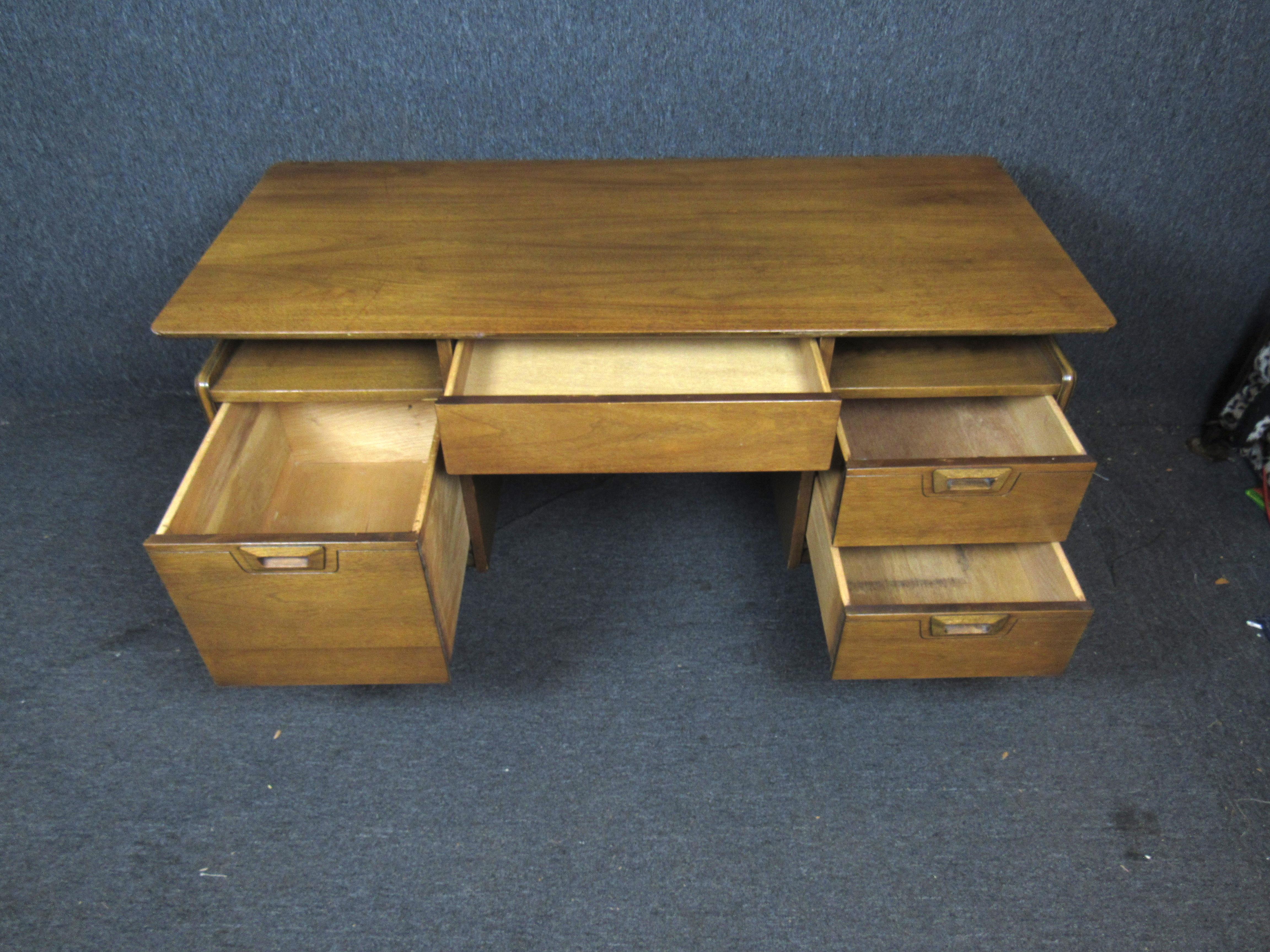Unique Mid-Century Vintage Desk 2