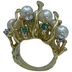 Unique Midcentury Caged Pearl, Emerald, Diamond 18 Karat Gold Textured Ring