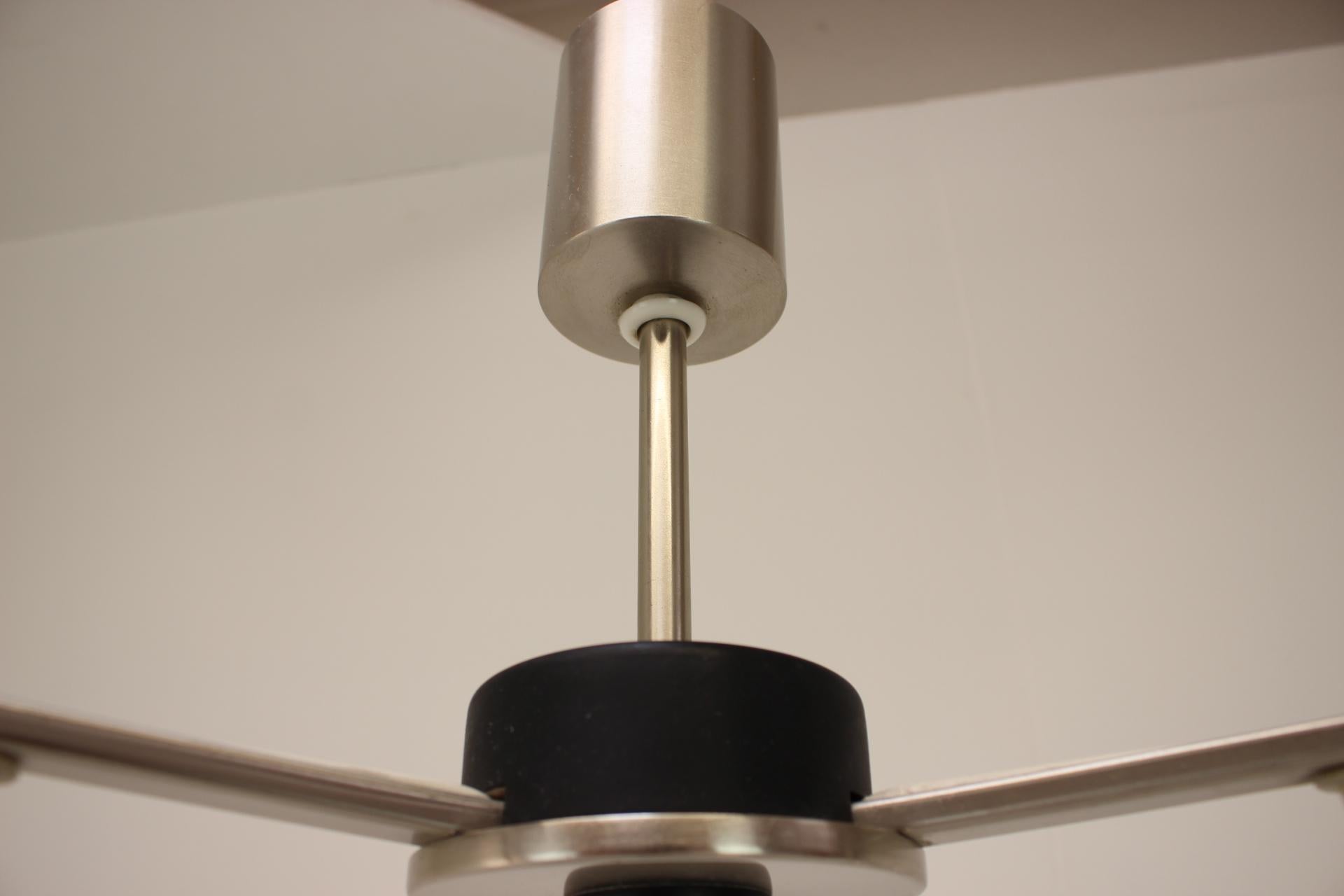 Mid-Century moderno Lampadario unico del Medioevo anni '70, Germania in vendita