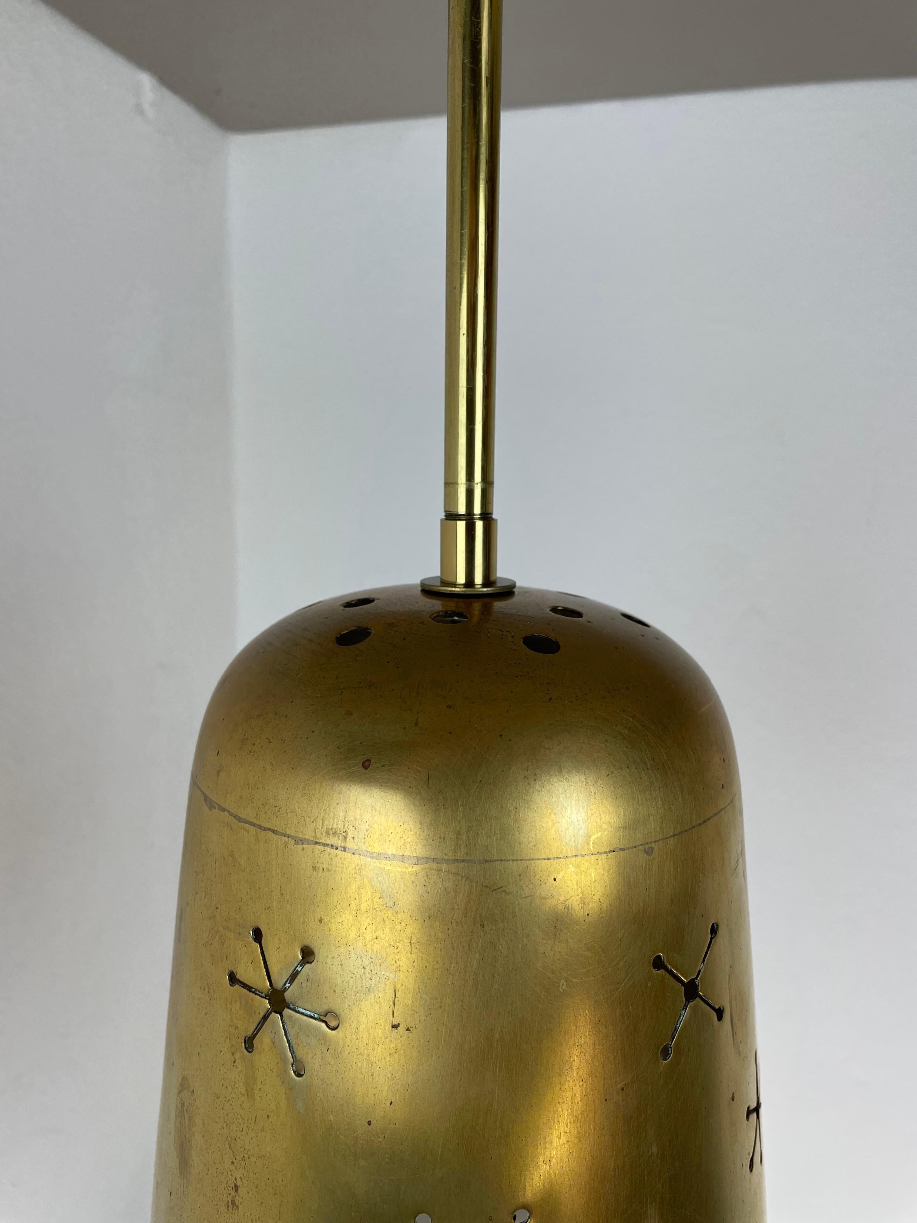 unique  Midcentury Stilnovo Style Brass and Metal Tube Hanging Light, Italy 1950 For Sale 5