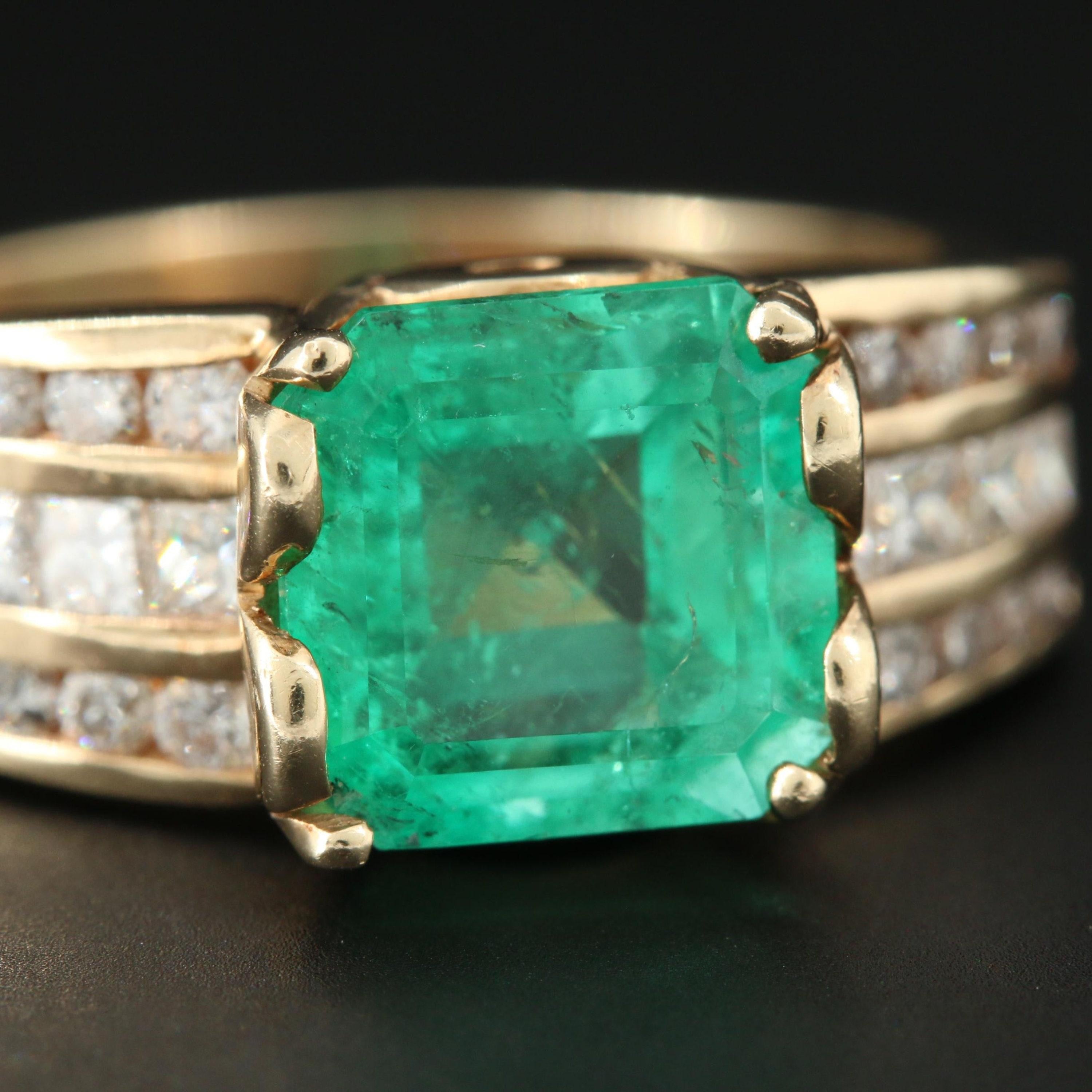 For Sale:  Art Deco 3 Carat Natural Emerald Diamond Engagement Ring, 18K Gold Band Ring 2