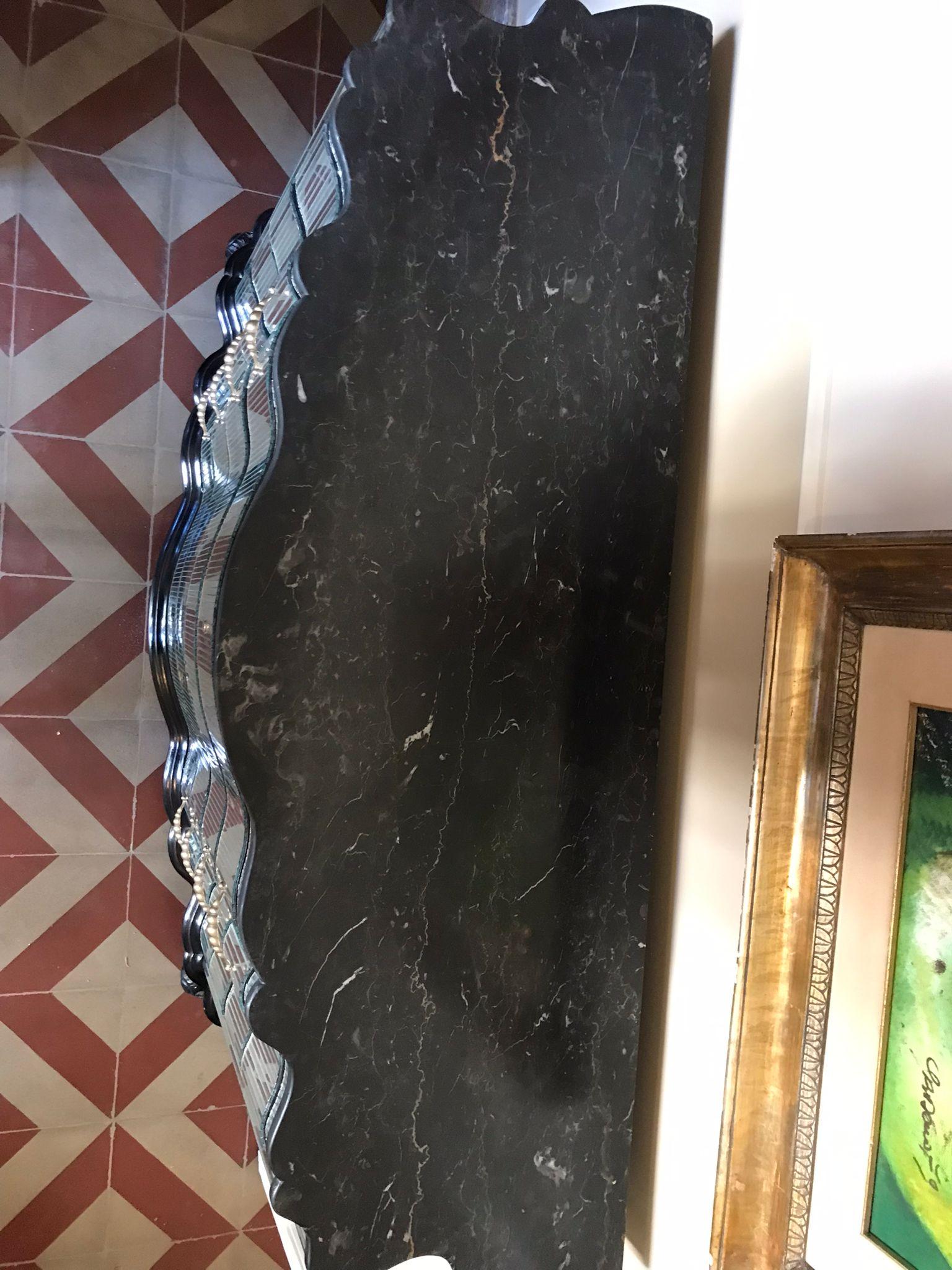 20ième siècle Commode à miroir unique, Italie, années 1950 en vente