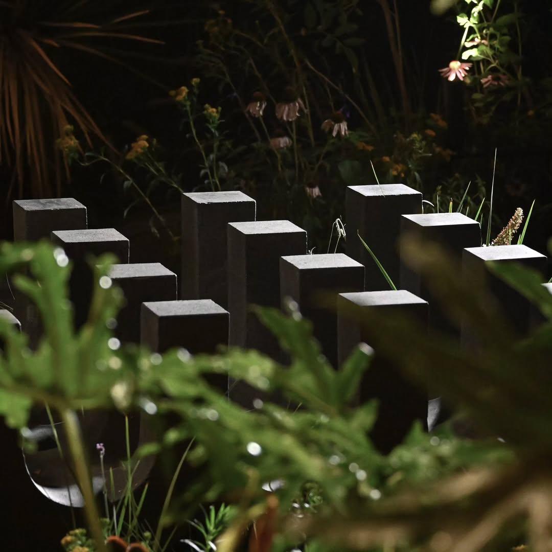 Table basse KETL XL, sculpture monolithique unique en roche volcanique de Mesawa en vente 5