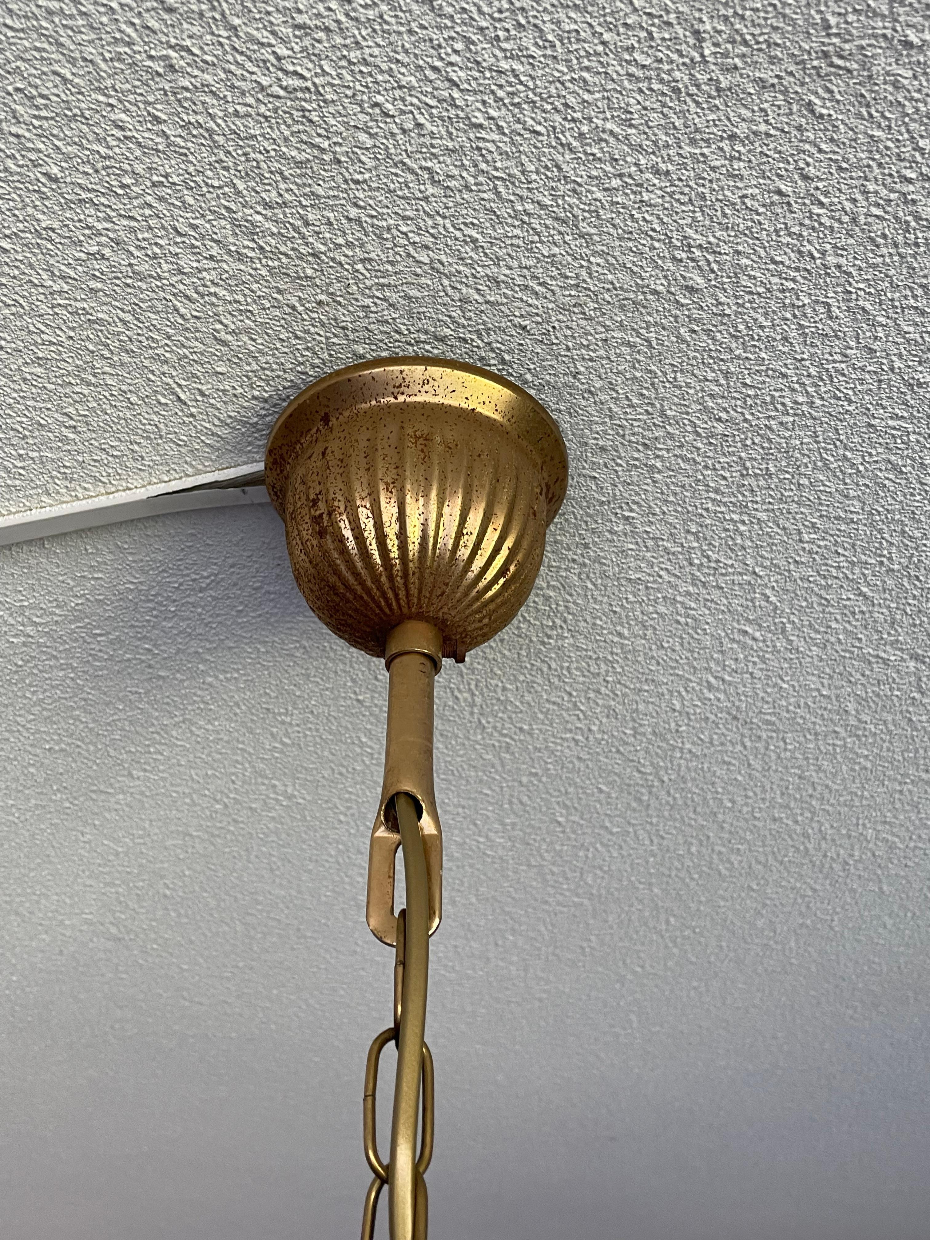 Lampe à suspension / plafonnier unique en verre d'art vénitien de Murano soufflé à la bouche du milieu du siècle dernier en vente 4