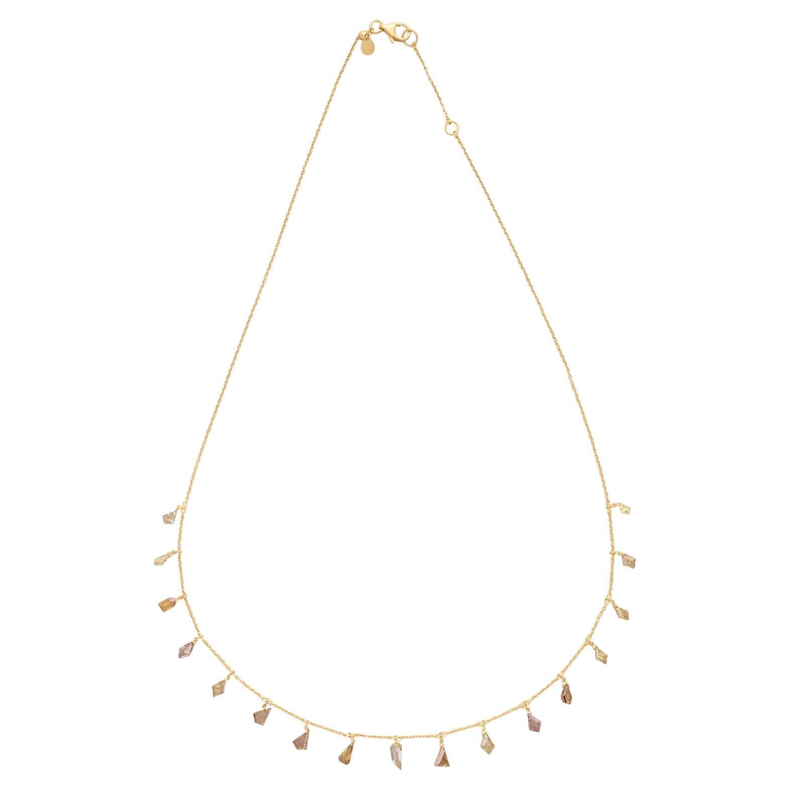 Collier unique en diamants multicolores de 4,40 carats