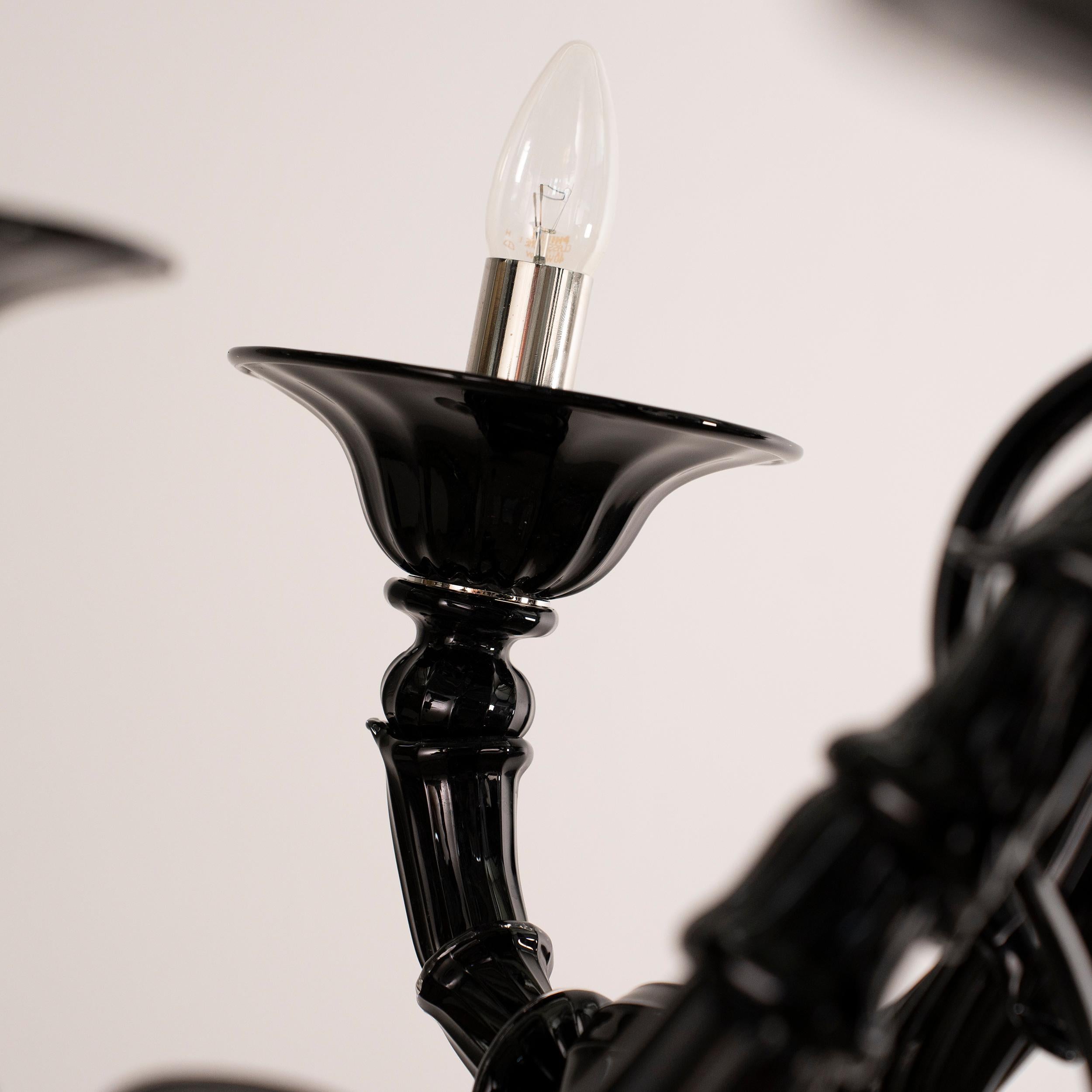 Lampadario a 6 luci in vetro nero di Murano, Vintage Made in Italy in stock In condizioni ottime in vendita a Venezia, IT