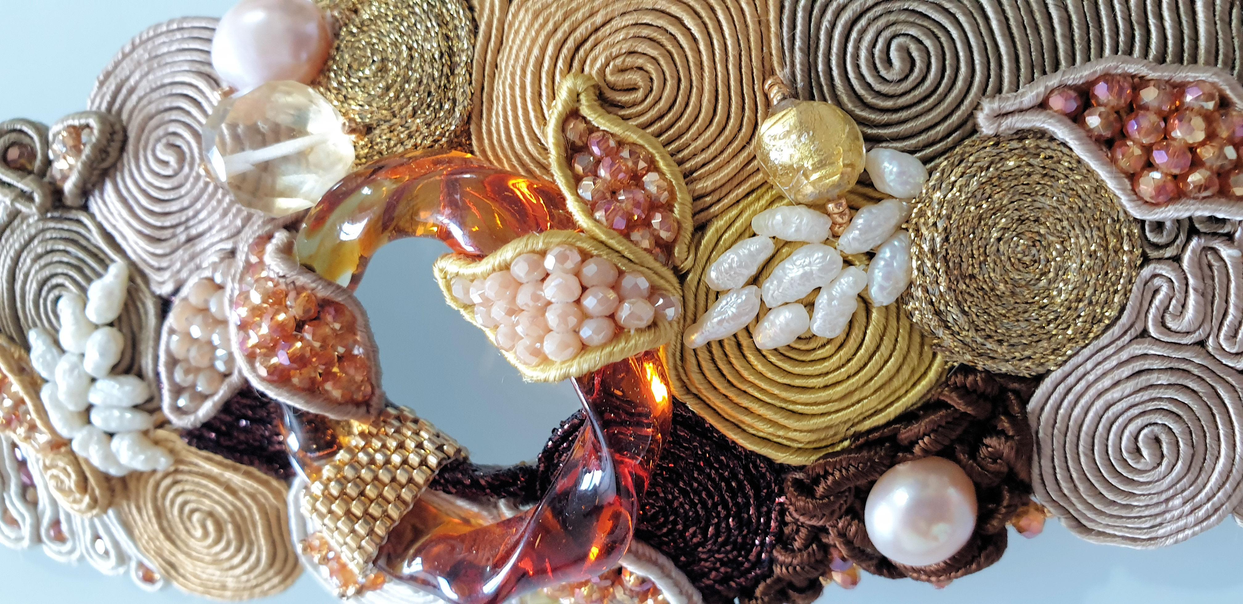 Amber Murano Glass Beads Costume Bracelet  1