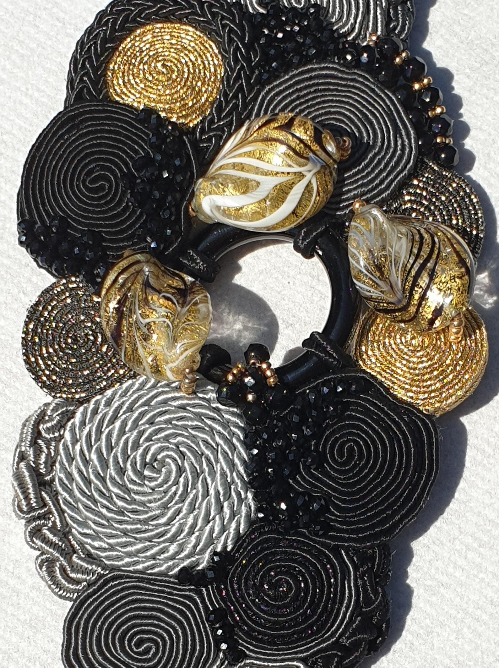 Schwarzes Kostüm-Armband aus Muranoglas mit Perlen 3