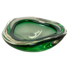 unique Murano Glass "Green" Bowl Element Shell Ashtray Murano, Italy, 1970s