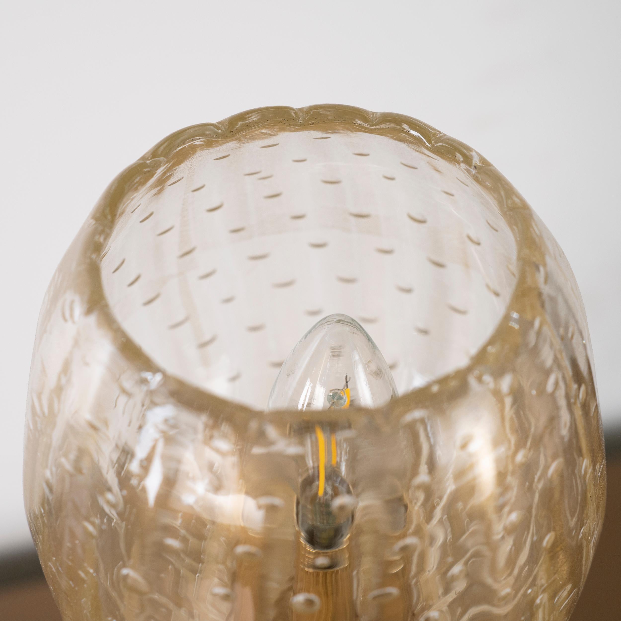 Lampe de table unique en verre de Murano en or, Vintage By Seguso Made in Italy en stock en vente 1