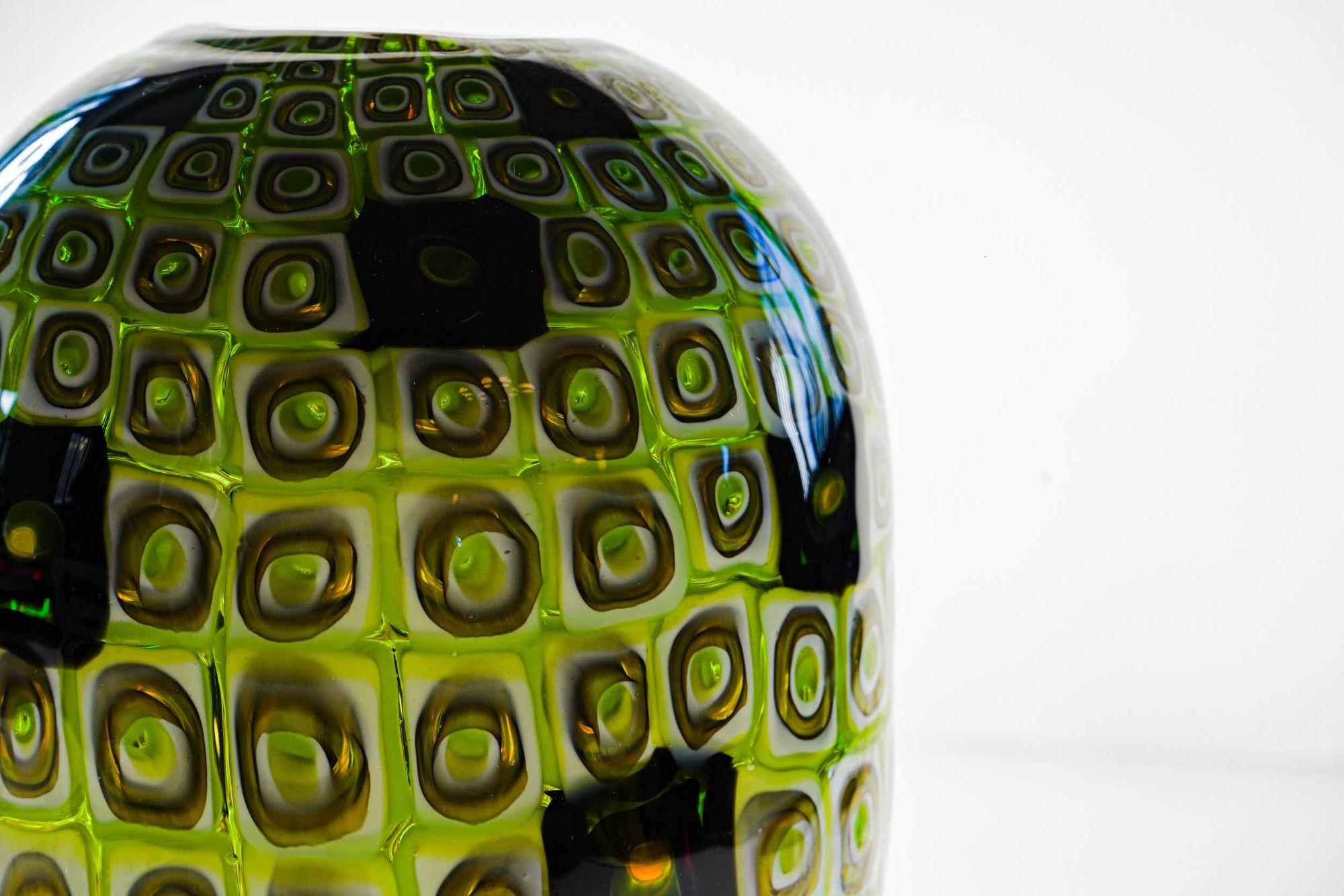 Vaso in vetro di Murano unico nel suo genere, stile Murano Romane in vendita 2
