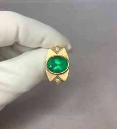 Unique Muzo 5.75 Carat Colombian Emerald & Diamond 18 Karat Gold Certified Ring