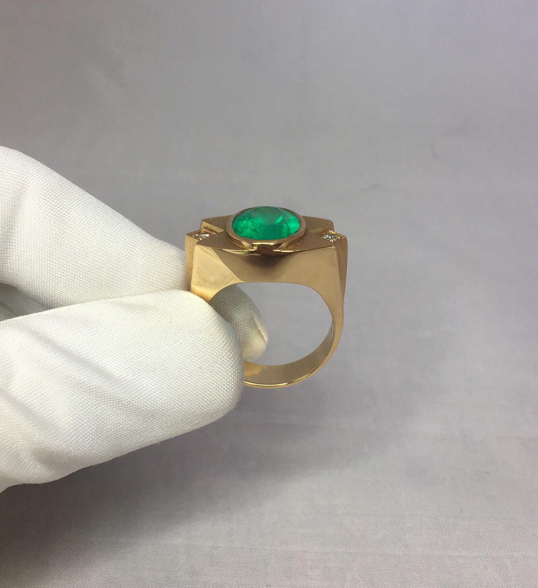 Women's or Men's Unique Muzo 5.75 Carat Colombian Emerald & Diamond 18 Karat Gold Certified Ring