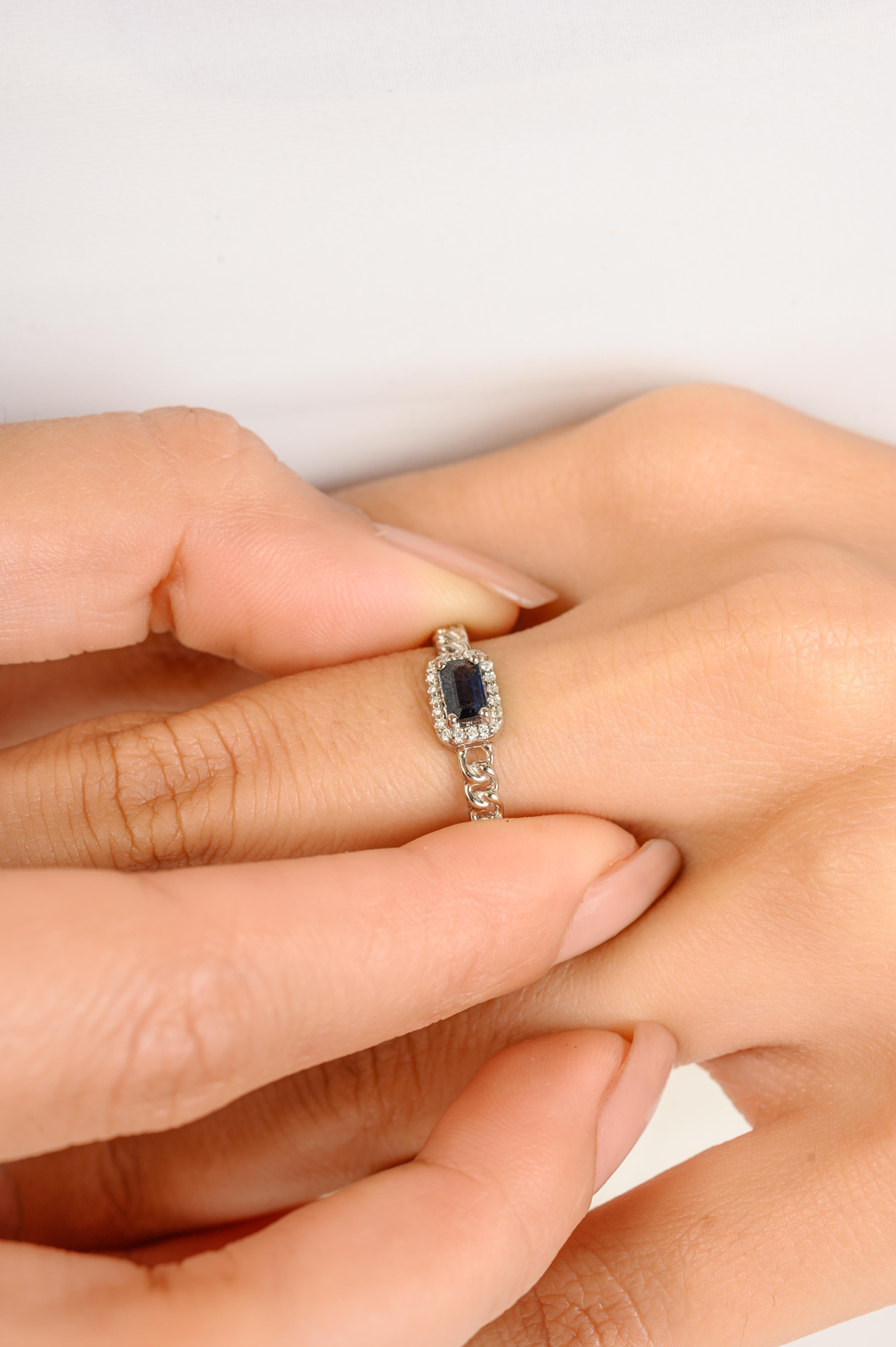 For Sale:  Unique Natural Blue Sapphire Halo Diamond Ring in 14K White Gold Chain Ring 5