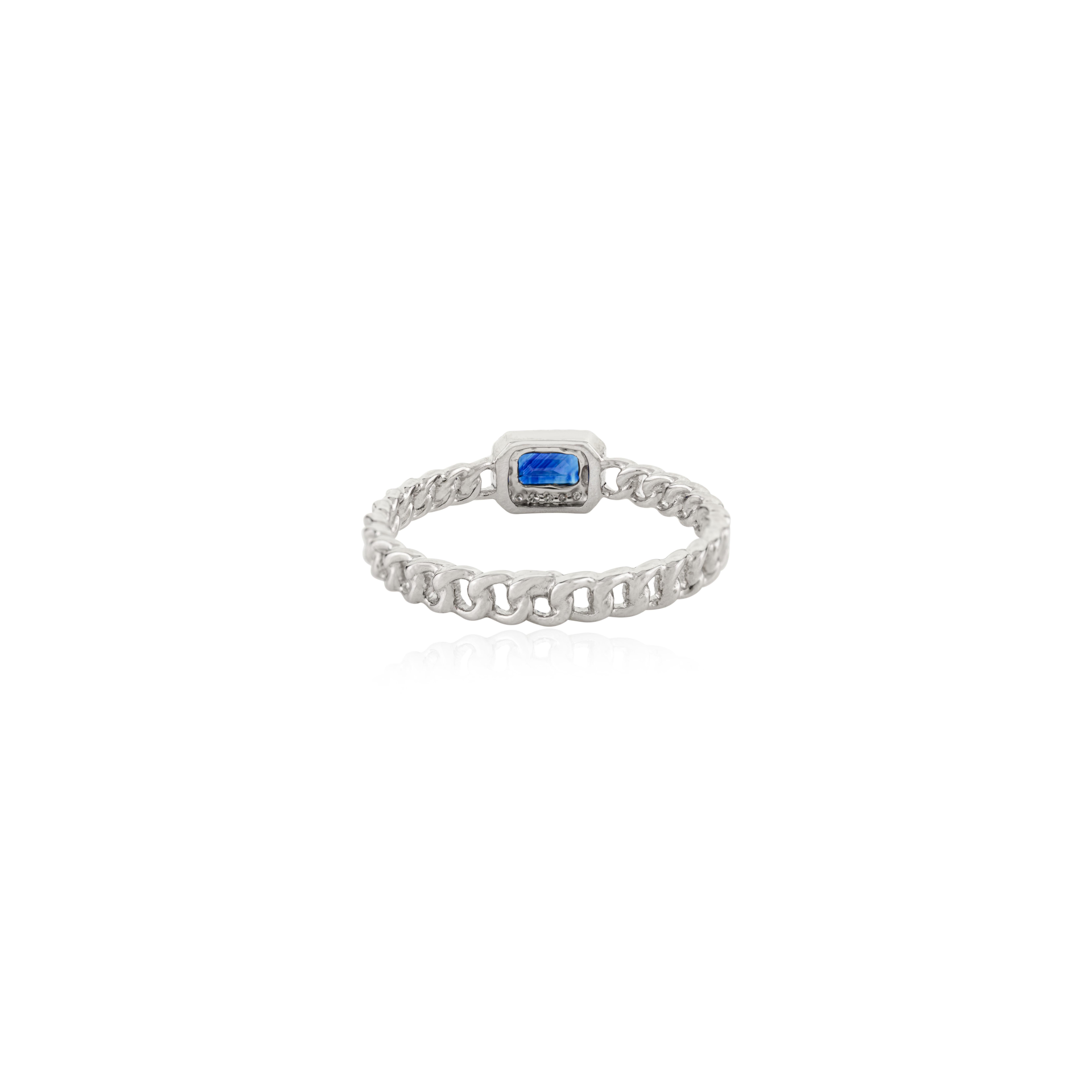For Sale:  Unique Natural Blue Sapphire Halo Diamond Ring in 14K White Gold Chain Ring 8