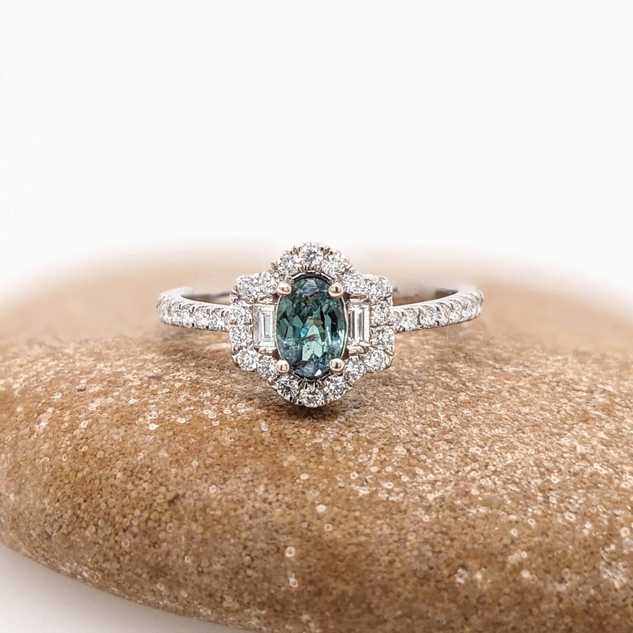 Unique Natural Color Changing Alexandrite Ring with Baguette Diamond Accents In New Condition For Sale In Columbus, OH