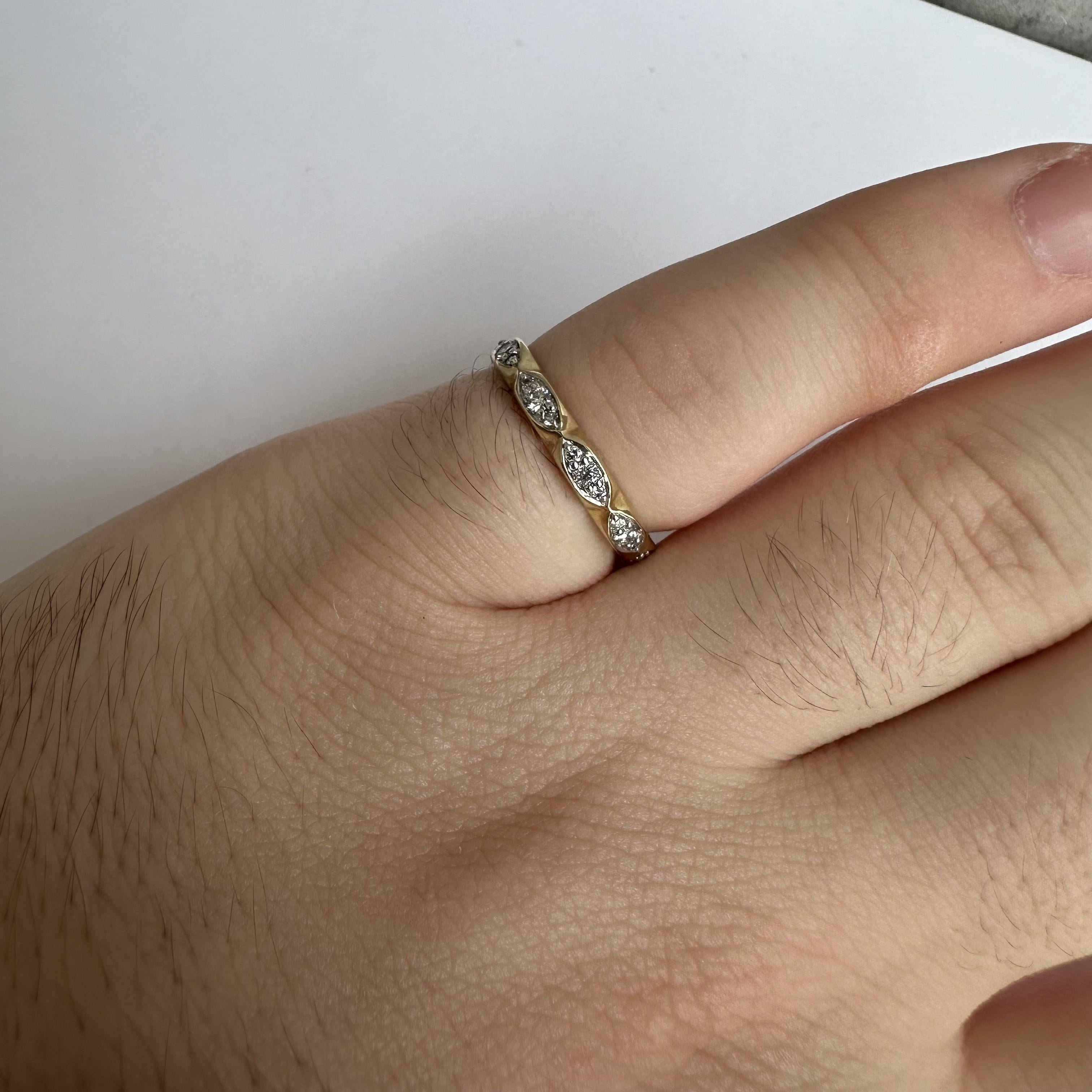 Bague unique en or jaune 10 carats, diamants GH SI de 0,20 carat poids total, taille 7 Neuf - En vente à West Hempstead, NY
