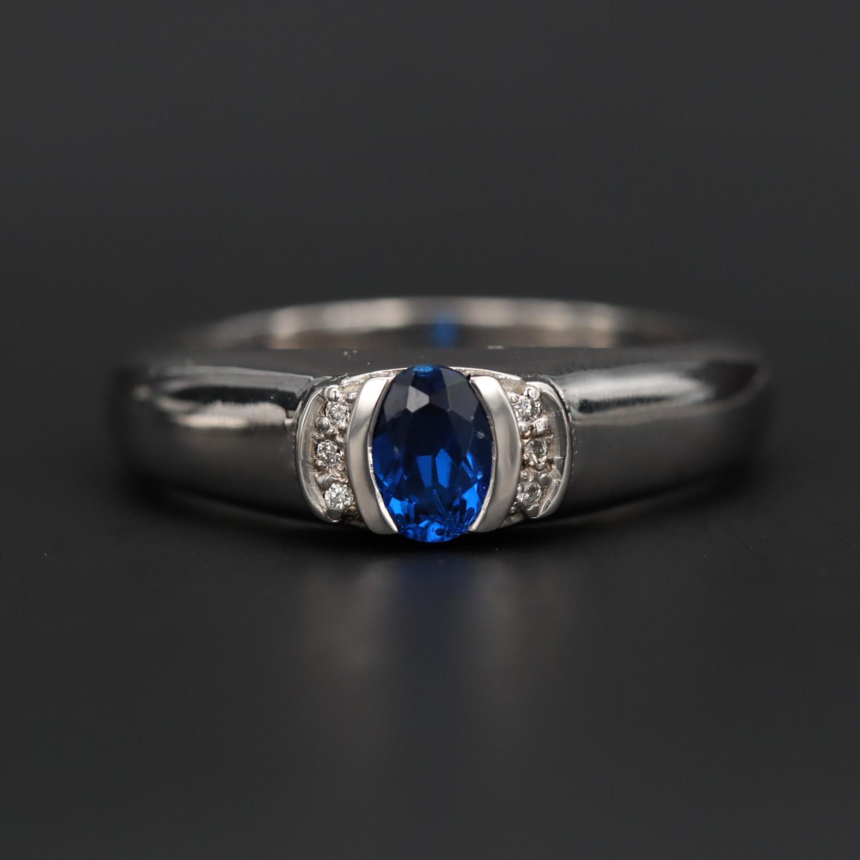 For Sale:  Unique Natural Sapphire Wedding Ring Set, Vintage Sapphire Engagement Ring Set 2