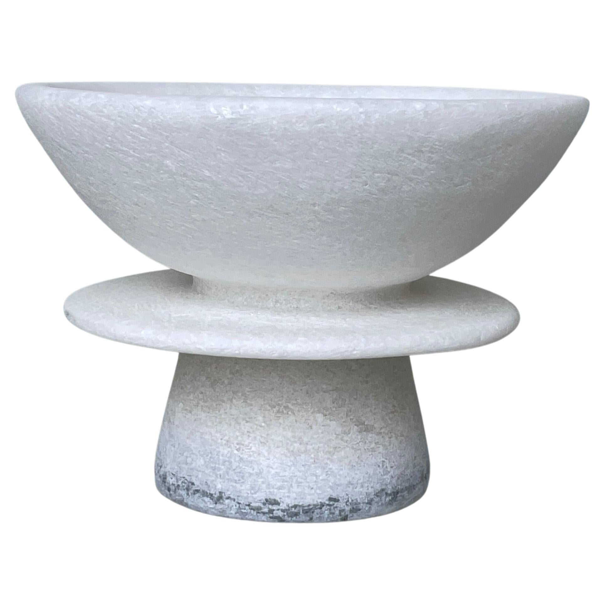 Vase unique en marbre Naxian de Tom Von Kaenel