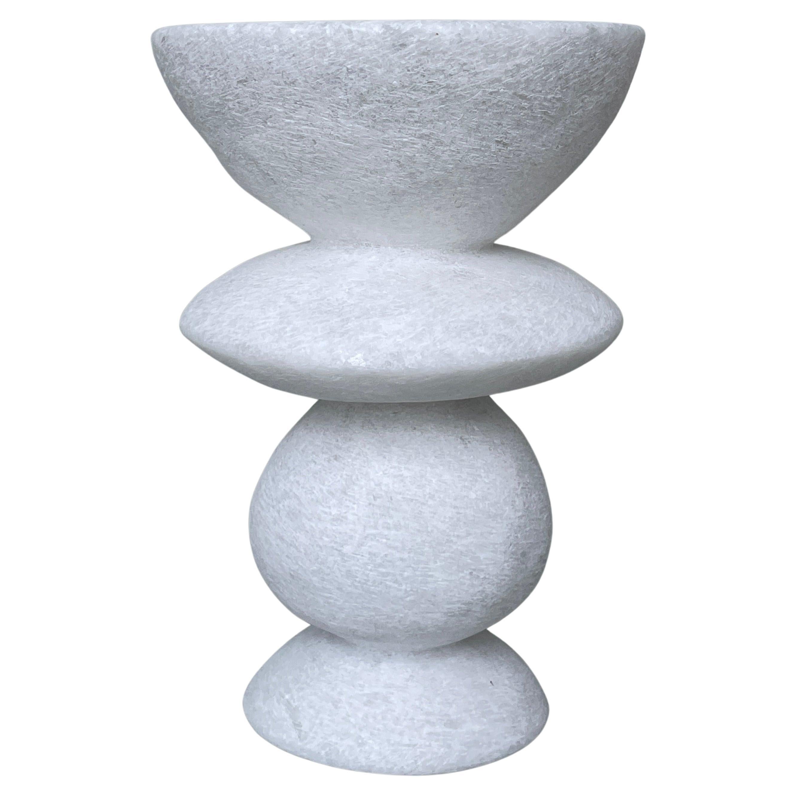 Vaso unico in marmo nassiano di Tom von Kaenel