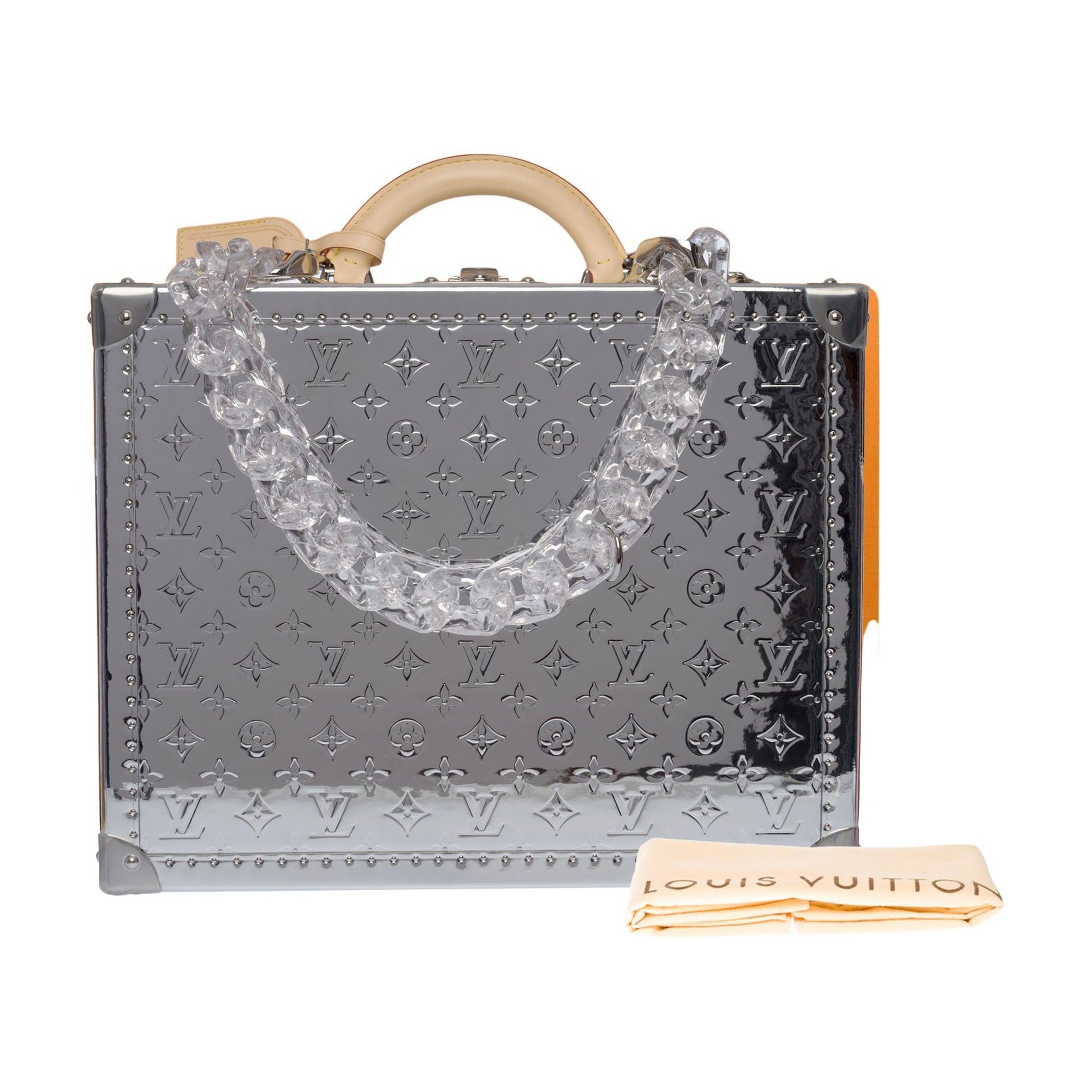 Unique & New- FW 2021- Abloh- Louis Vuitton Cotteville 40 Mirror Trunk in silver