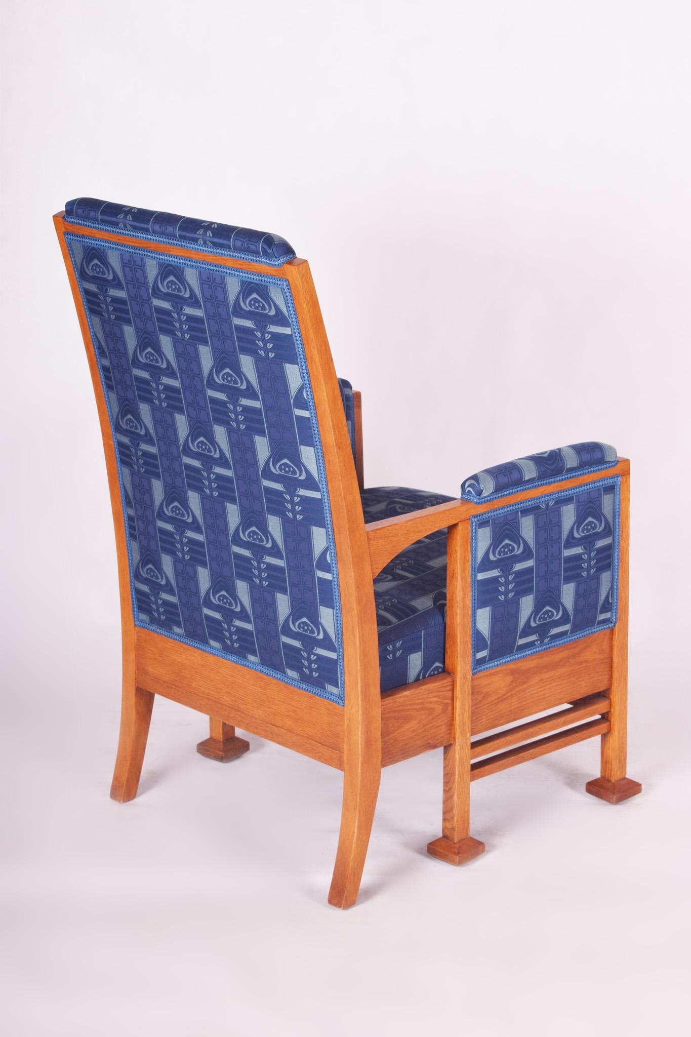 Unique Oak Art Nouveau Armchair, Wiener Werkstätte, Josef Hoffmann, 1900-1909 3