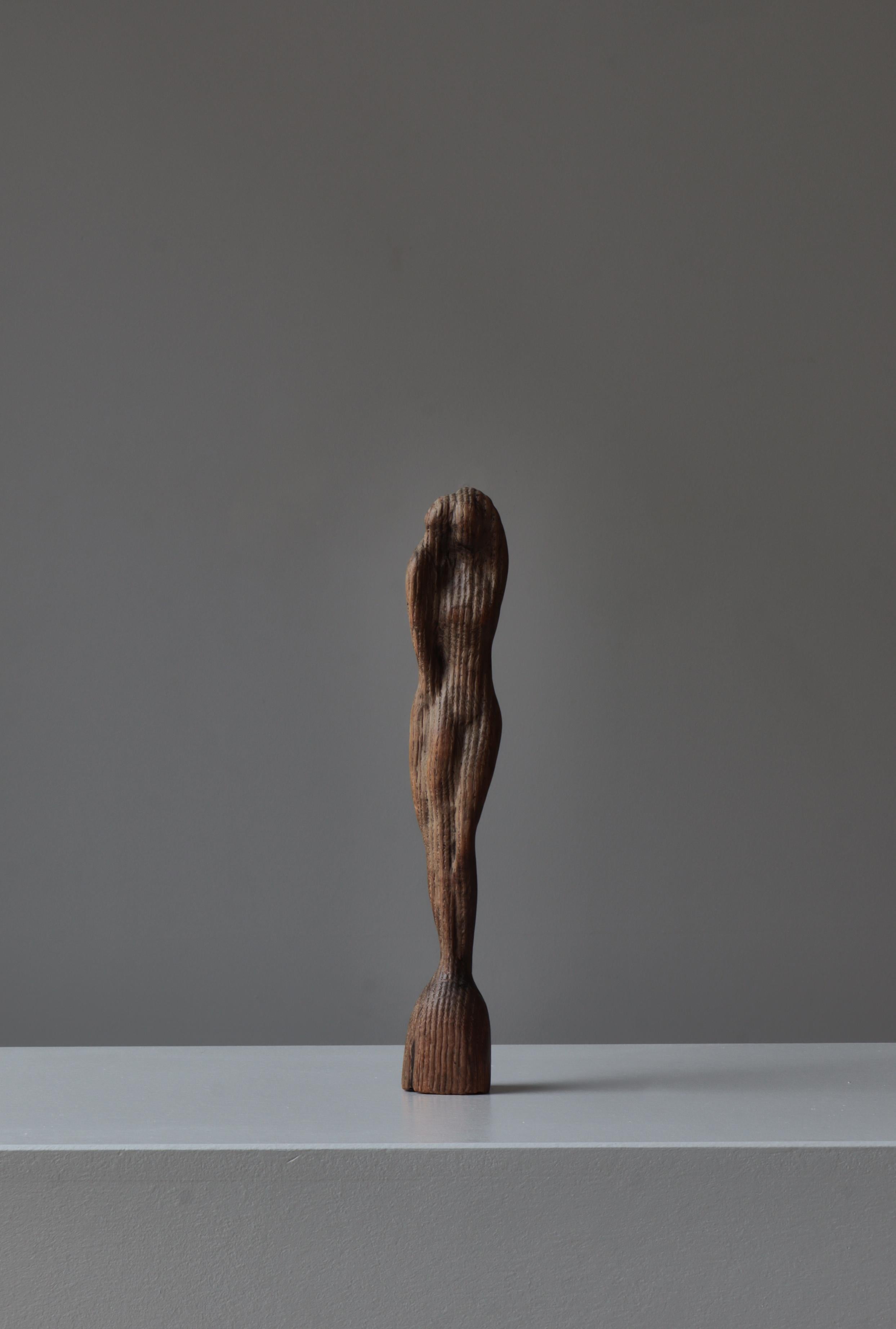 Einzigartige Skulptur aus Eichenholz, handgefertigt vom Künstler Otto Pedersen, Dänemark, 1960er Jahre (Dänisch) im Angebot