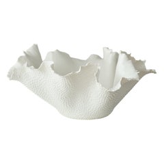 Sculpture unique en porcelaine Ocean Flower 005 par Minas Ceramics