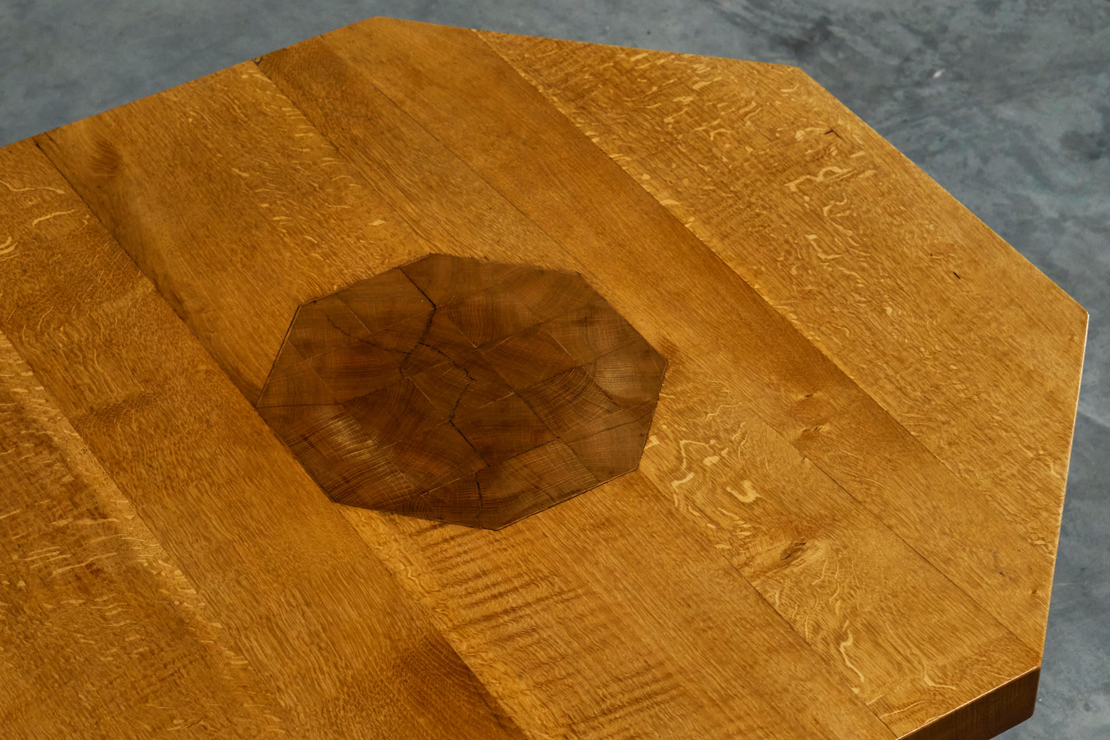 Unique Octagonal Coffee Table in Solid Oak with End Grain Wood 1950s In Good Condition For Sale In Meer, VAN