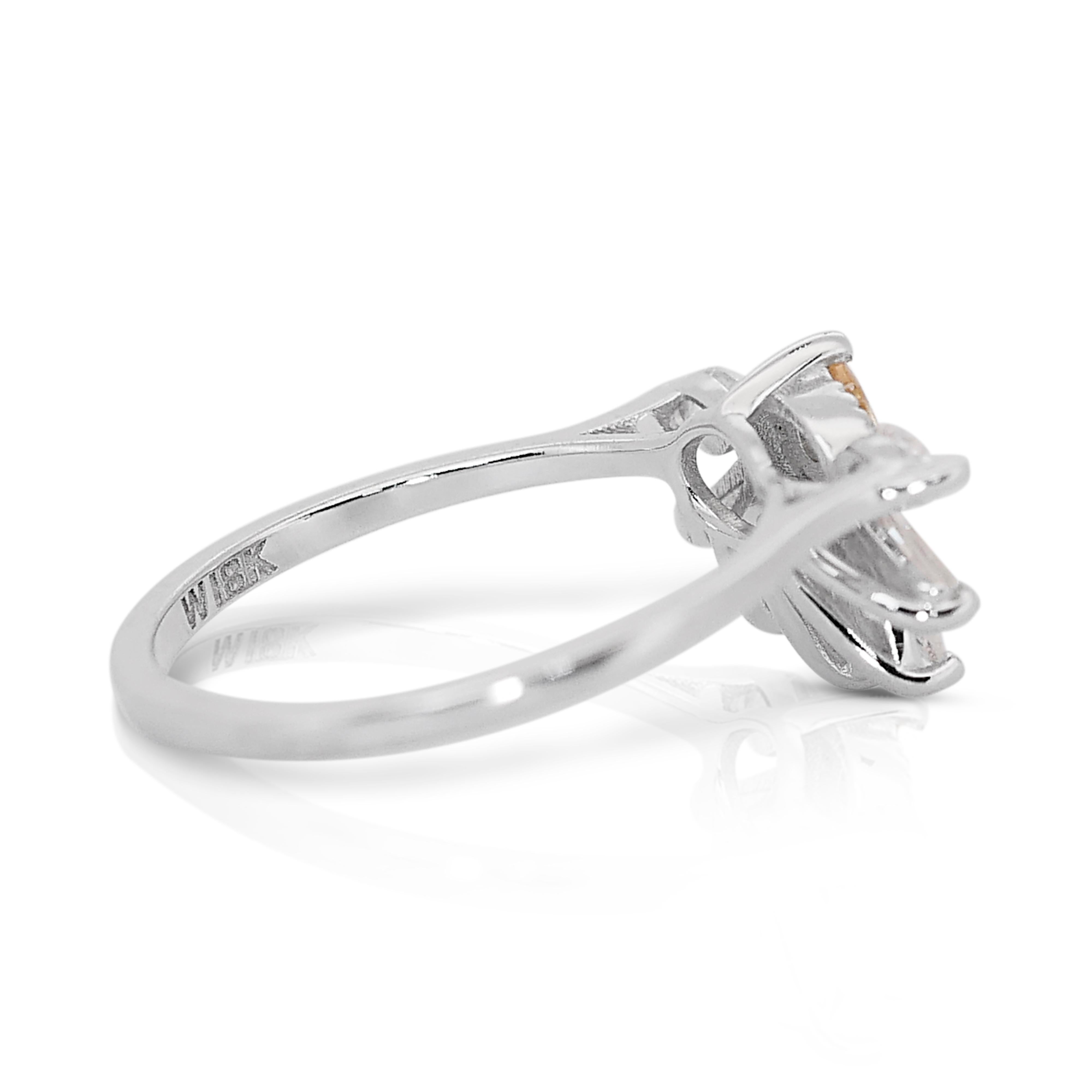Unique & One of a Kind Art Deco Style Ring w/ 0.77ct Diamonds in 18k White Gold In New Condition For Sale In רמת גן, IL