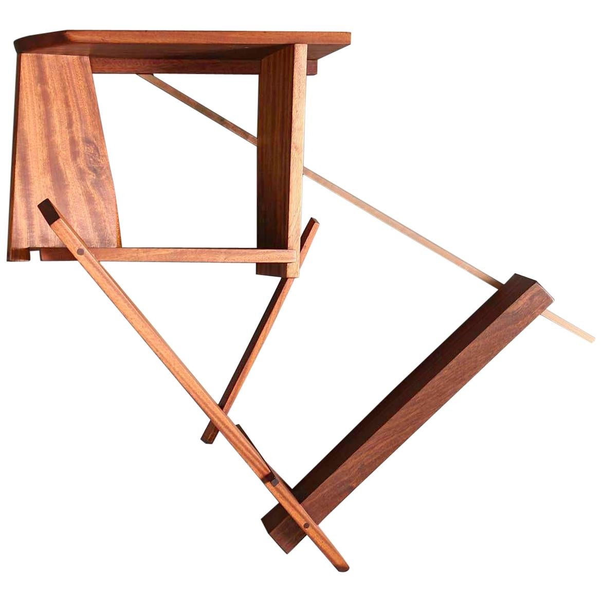 Étagère unique en acajou et cuivre "Boyle Height Shelf" en vente