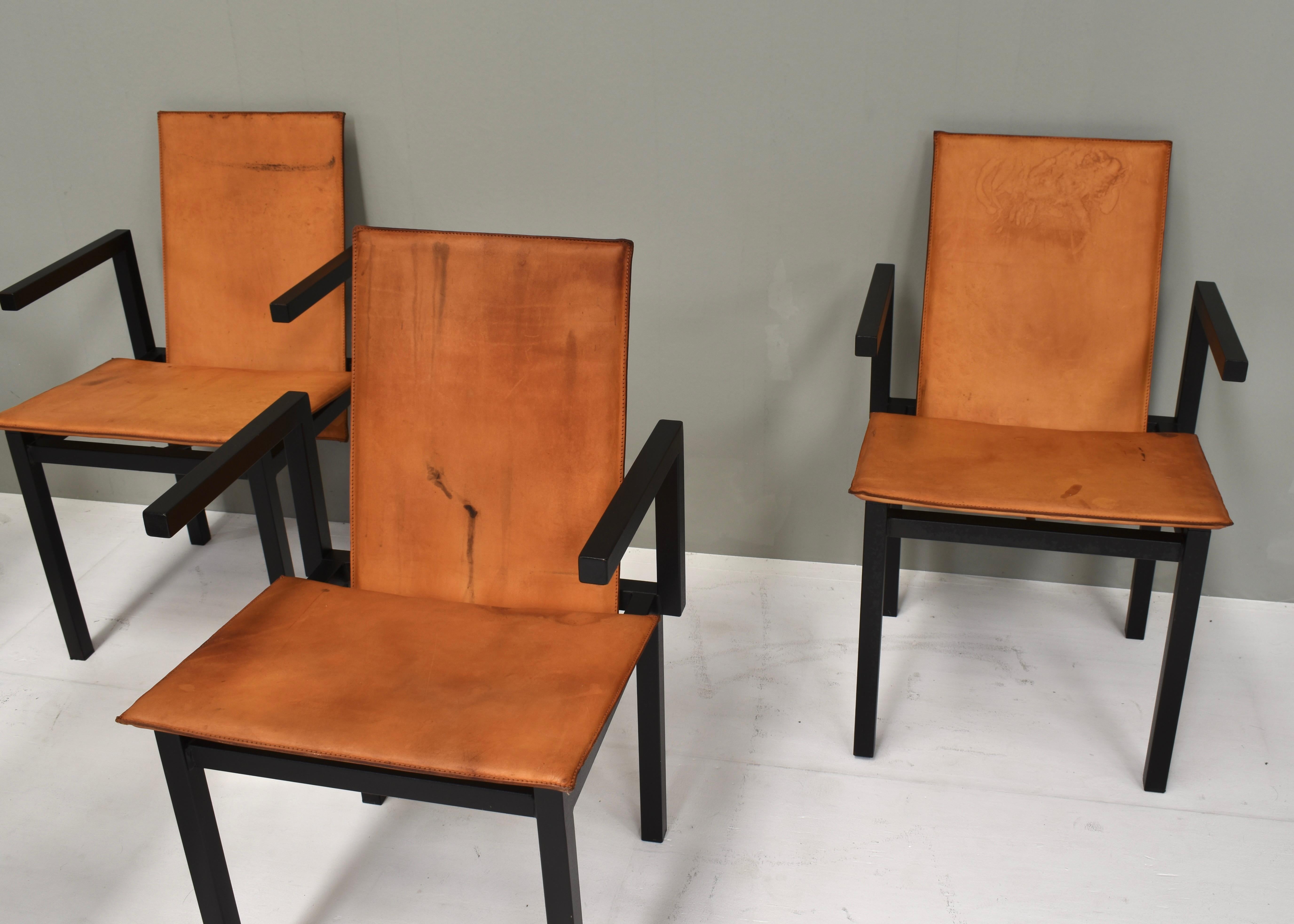 Unique one of a kind set of six dining chairs in tan cognac leather, circa 1970 For Sale 3