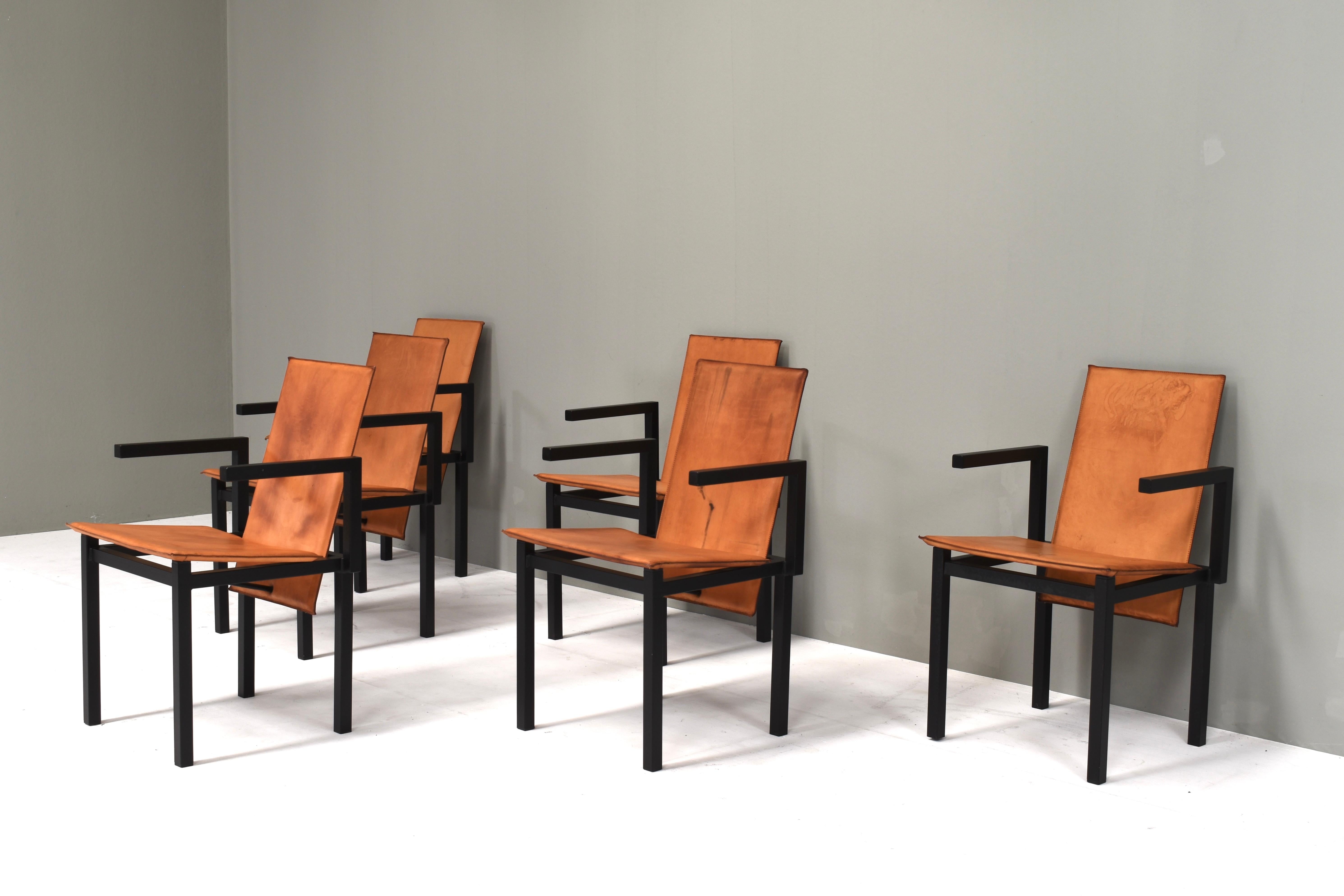 Mid-Century Modern Unique one of a kind set of six dining chairs in tan cognac leather, circa 1970 For Sale