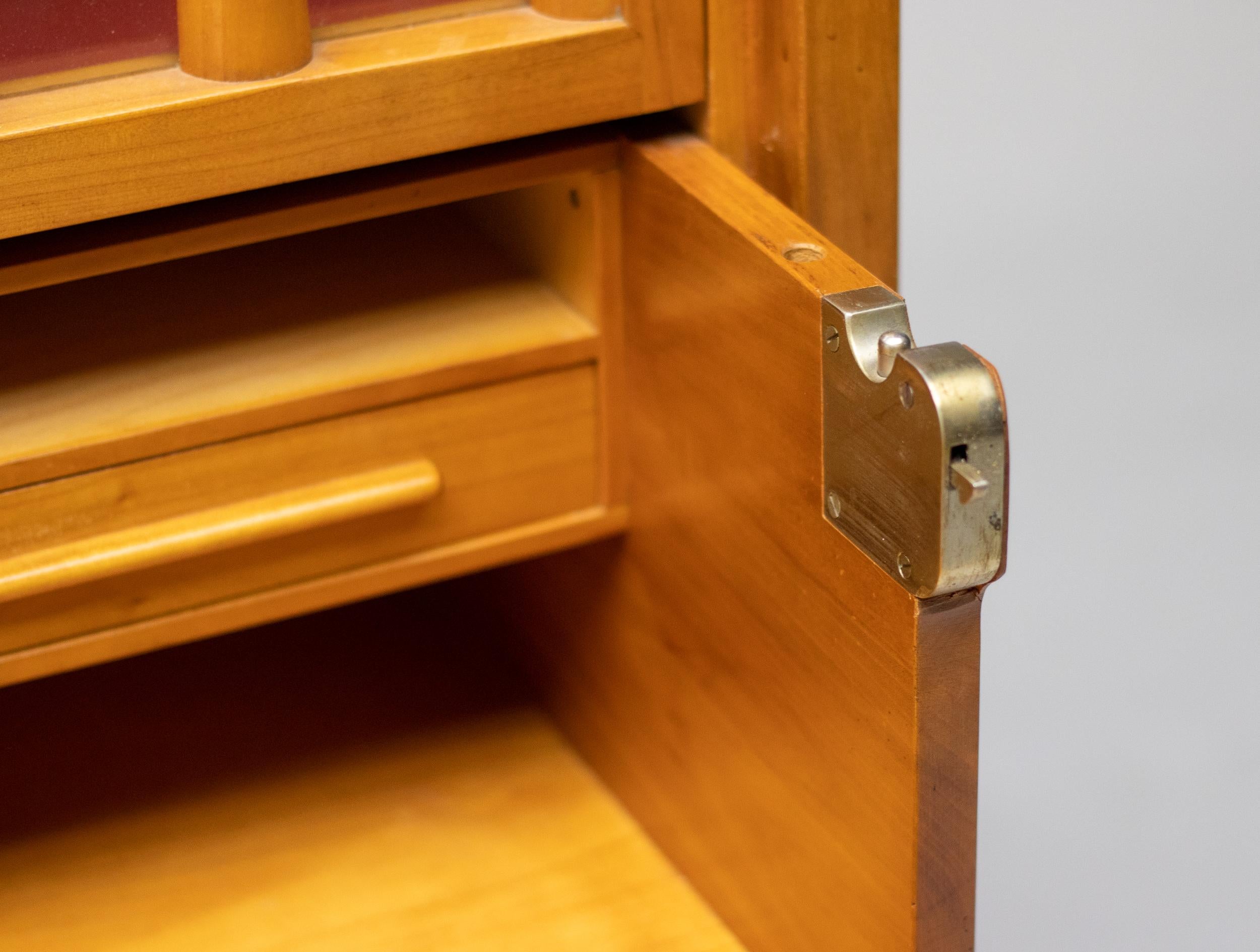 Unico esemplare unico di AT&T. Gabinetto della Segreteria Robsjohn-Gibbings di 't Woonhuys, 1955 In condizioni buone in vendita a Dronten, NL